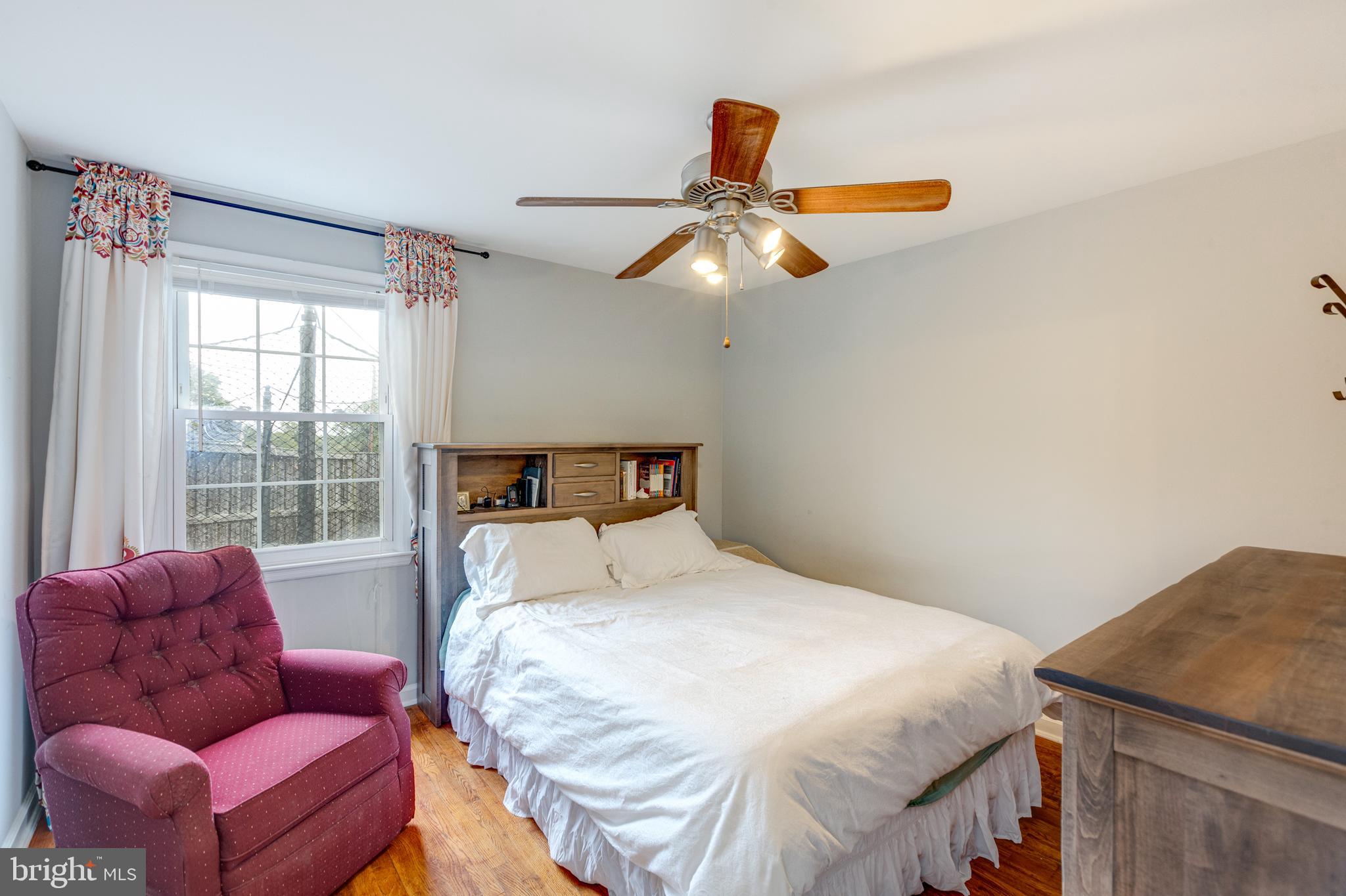 WEST LAWN - Residential