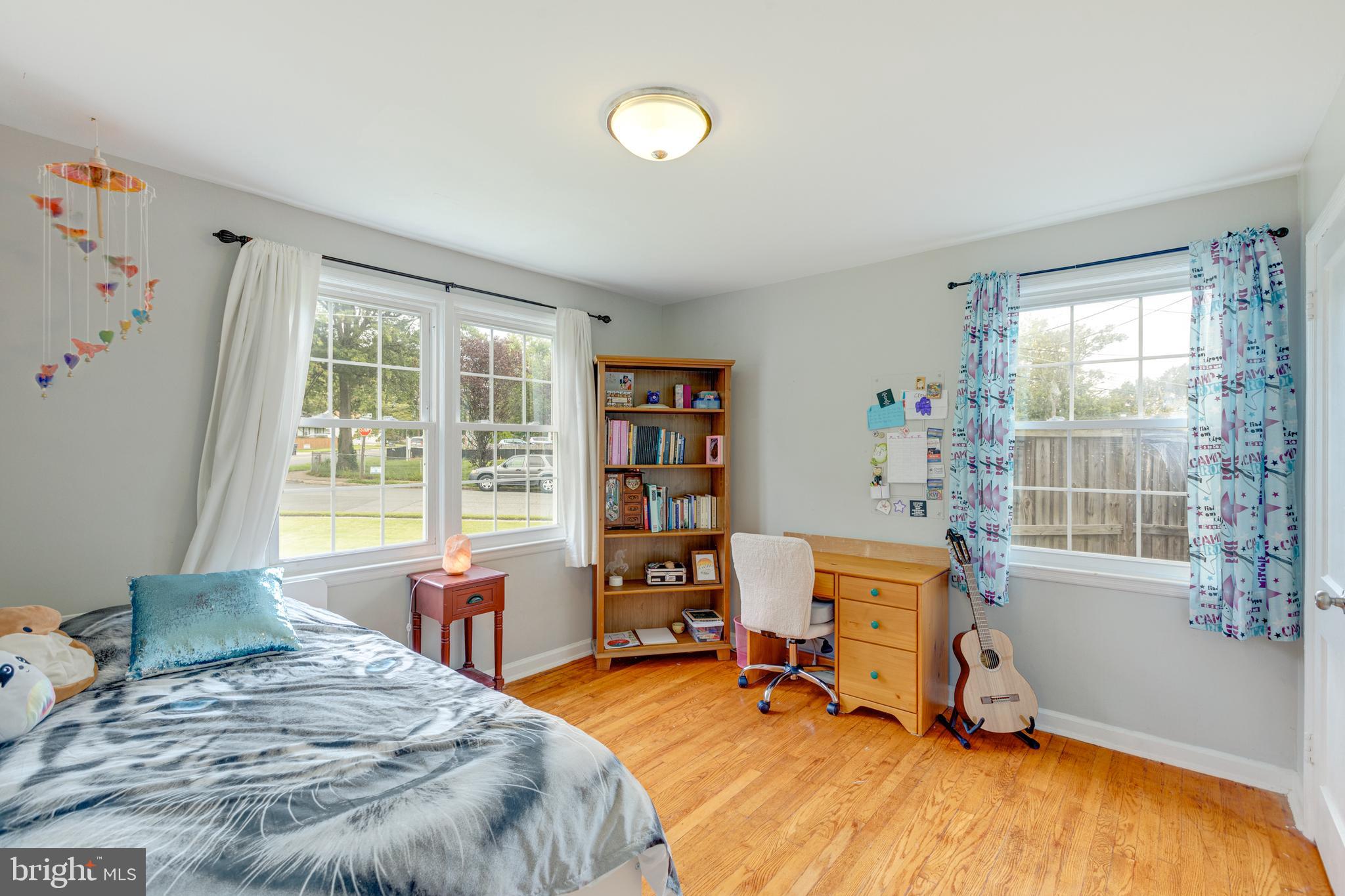 WEST LAWN - Residential