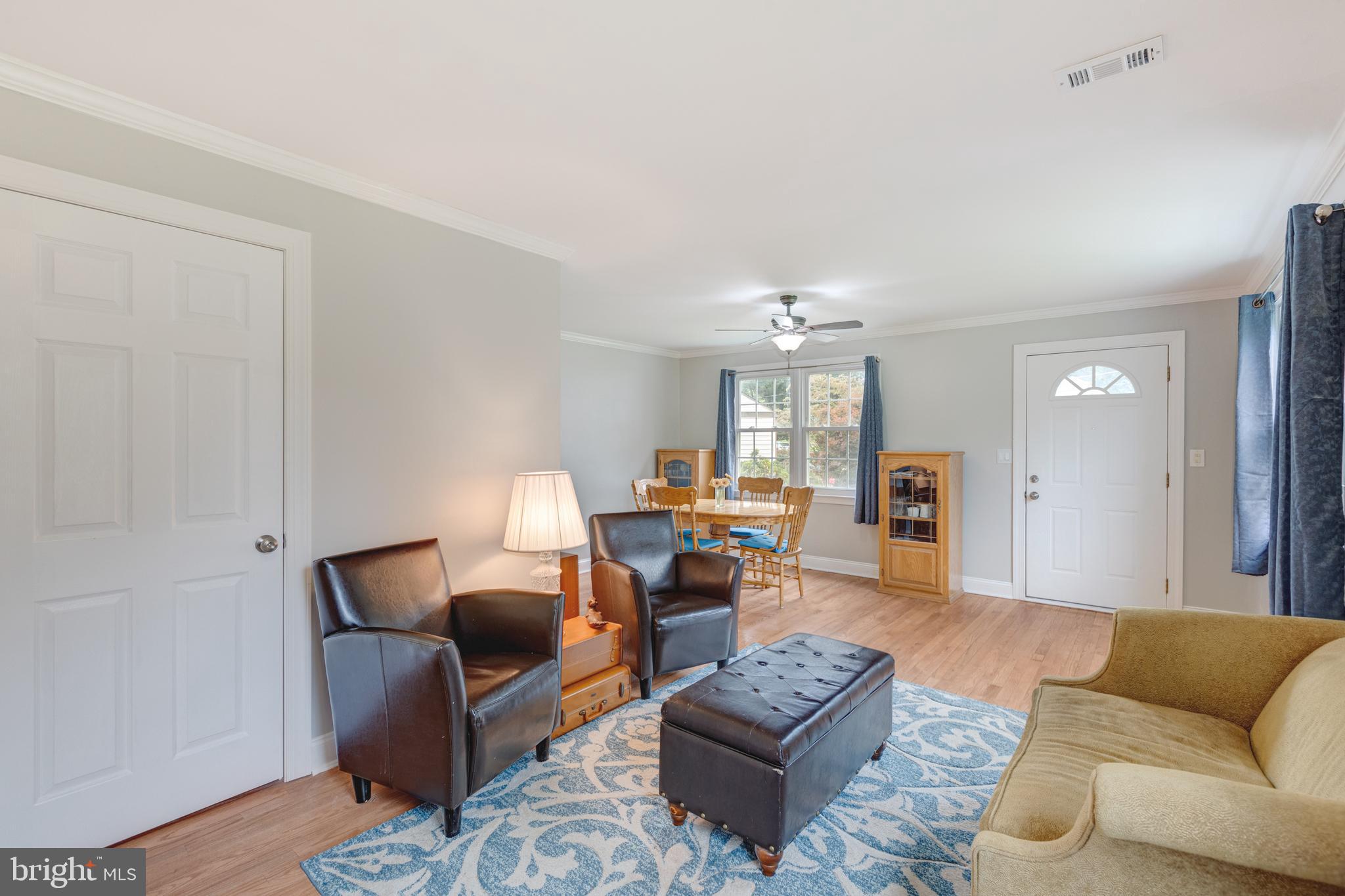 WEST LAWN - Residential