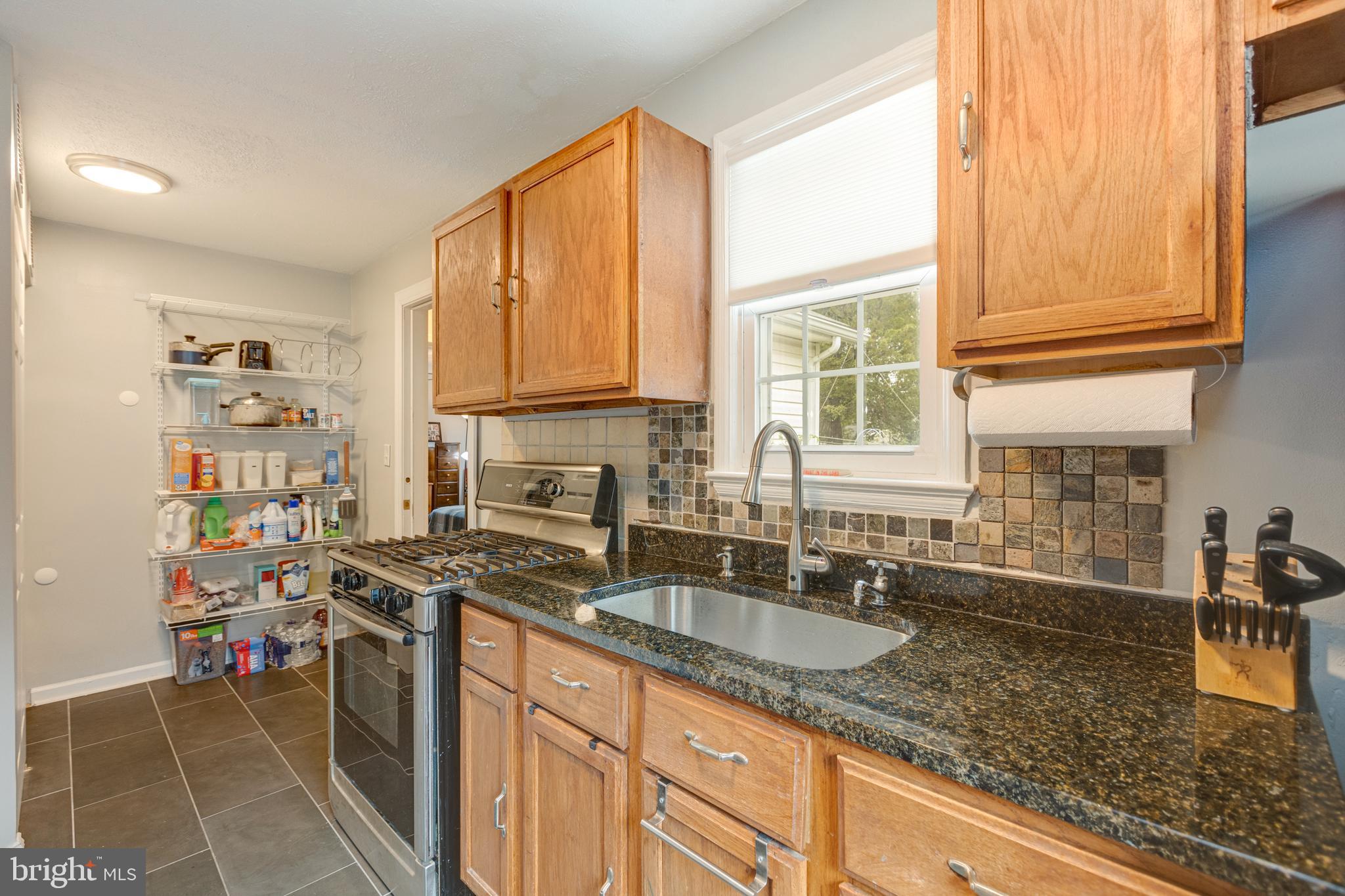WEST LAWN - Residential