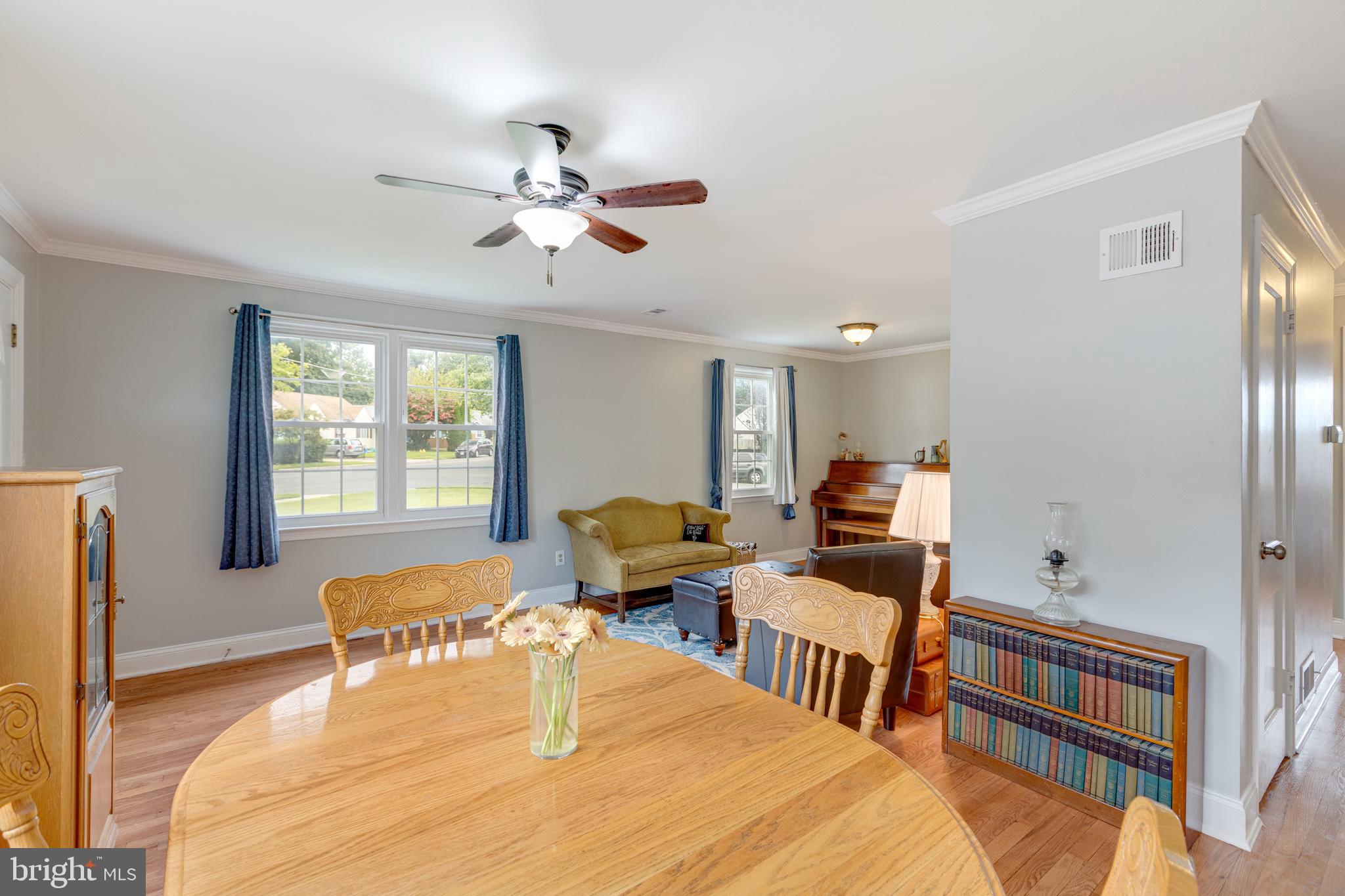 WEST LAWN - Residential