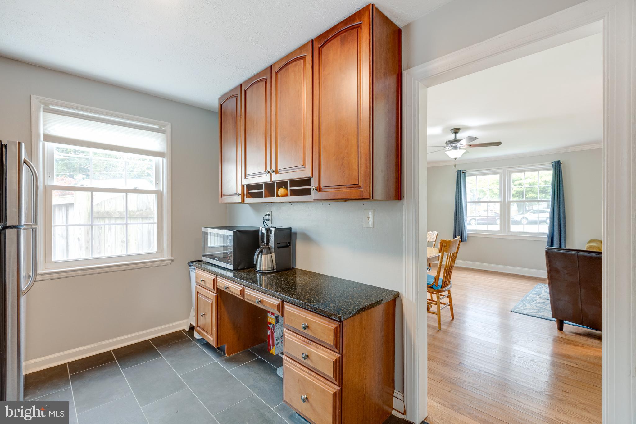 WEST LAWN - Residential