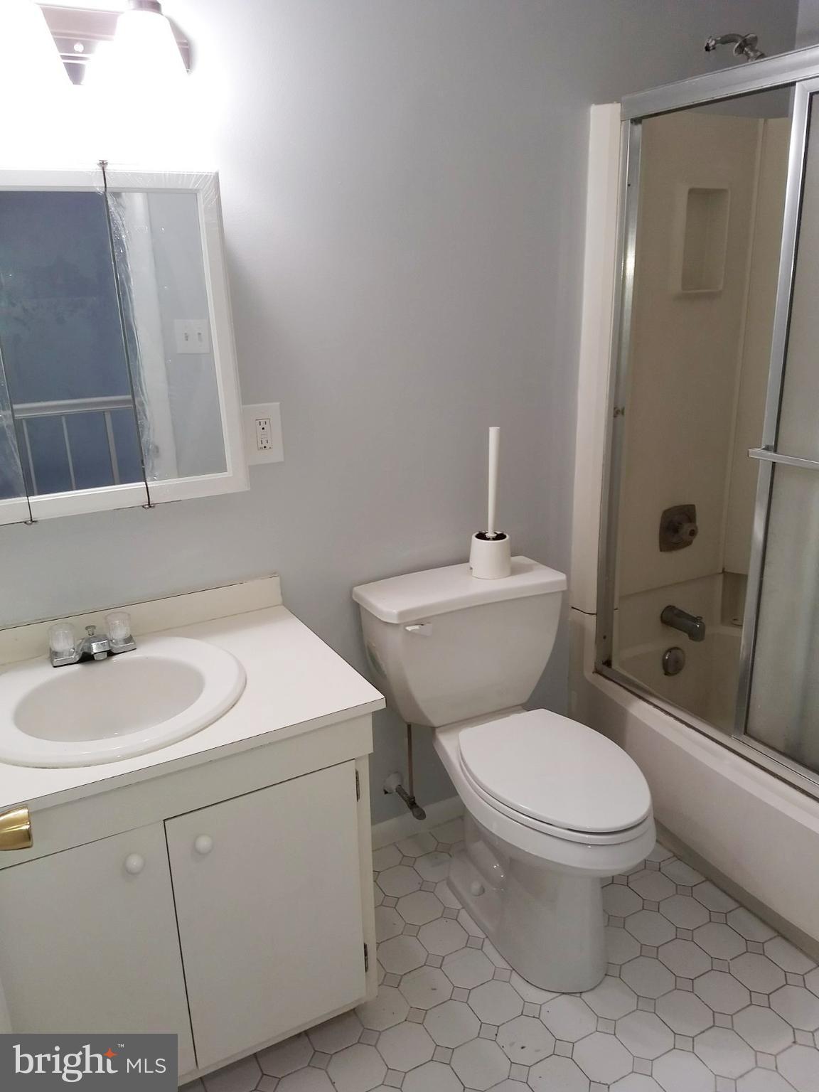 SLADE VILLAGE - Residential