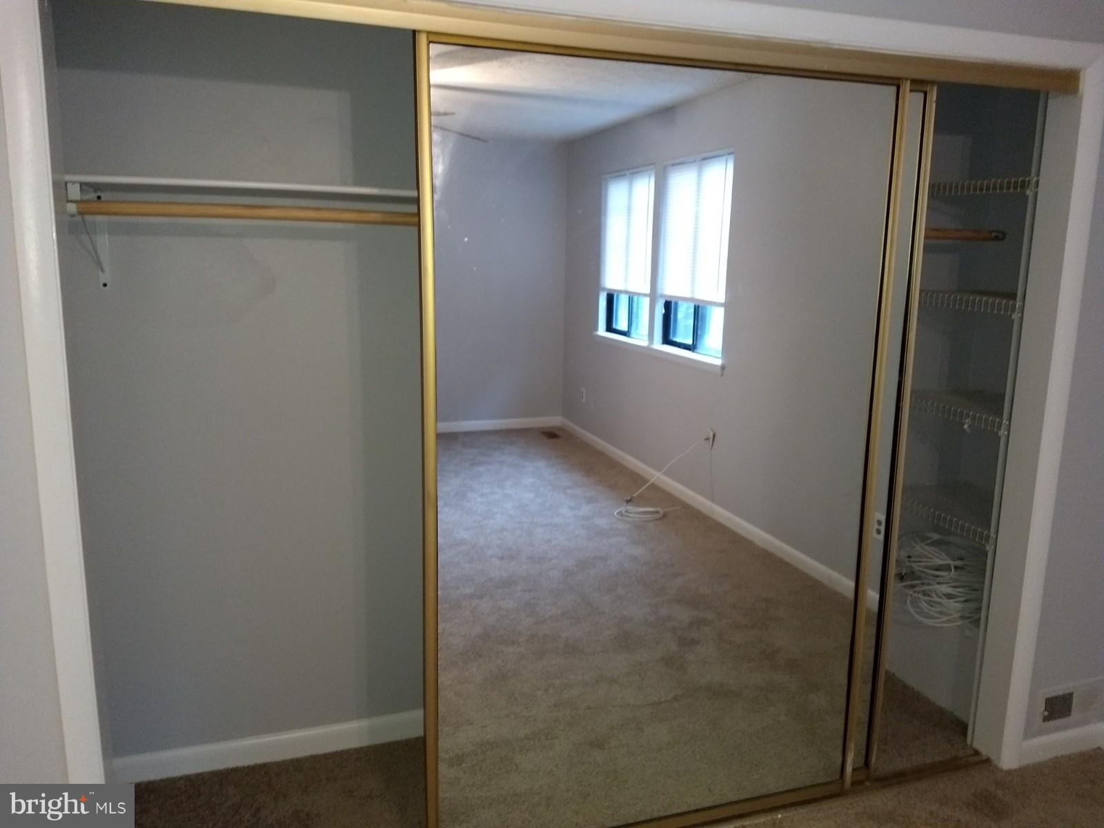 SLADE VILLAGE - Residential