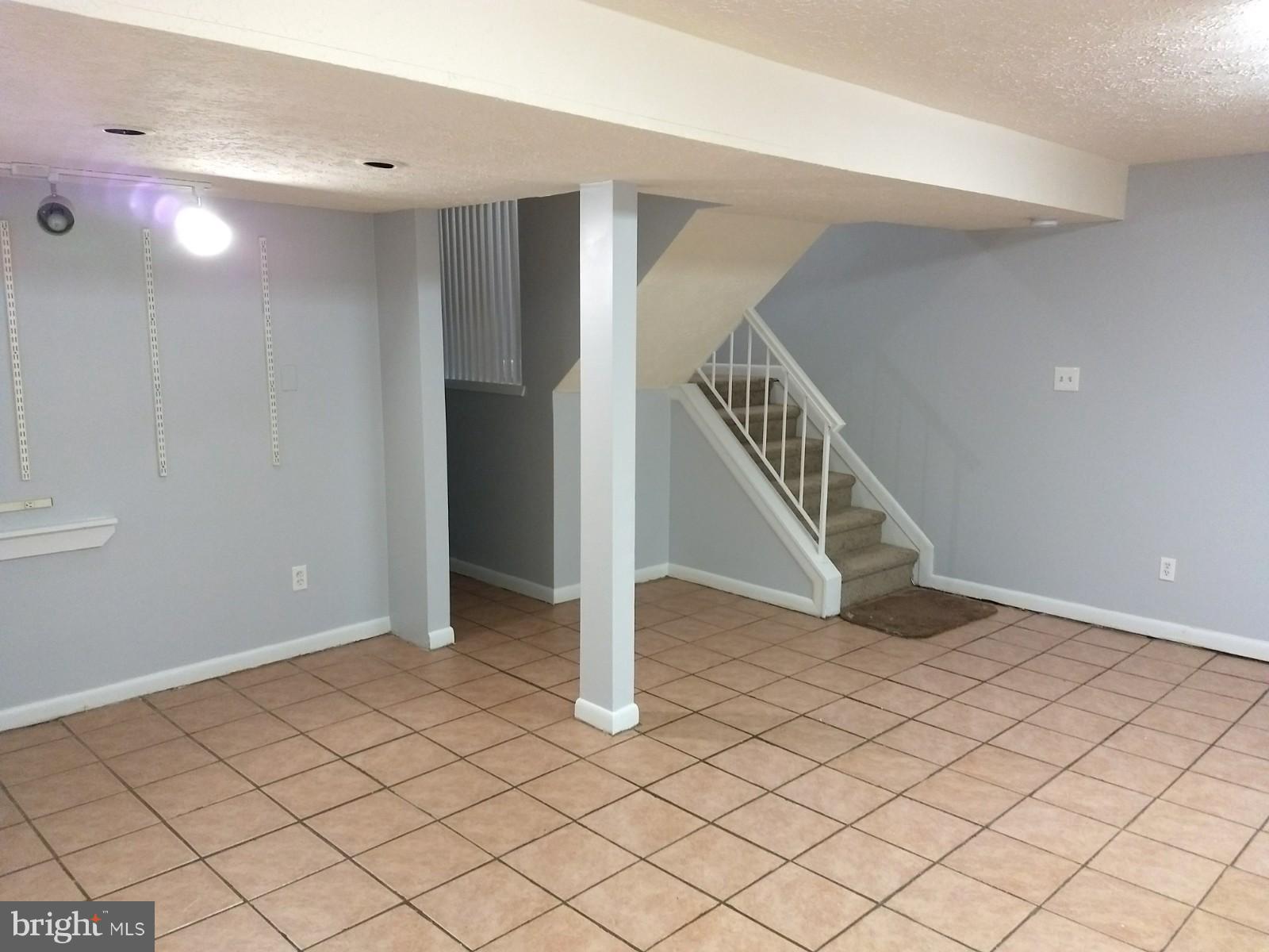 SLADE VILLAGE - Residential