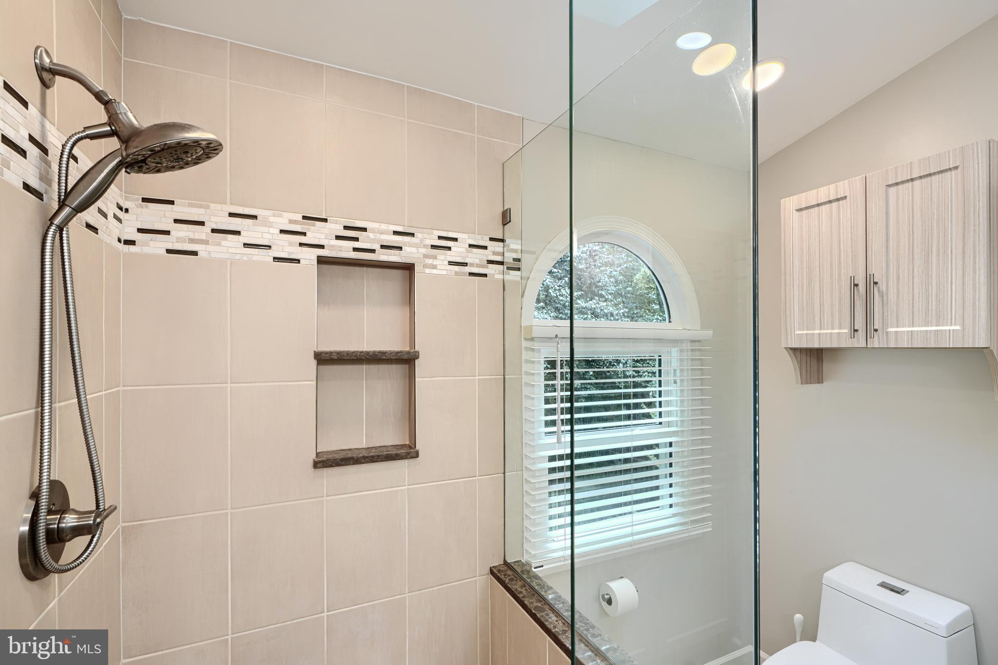 BROADVIEW - Residential