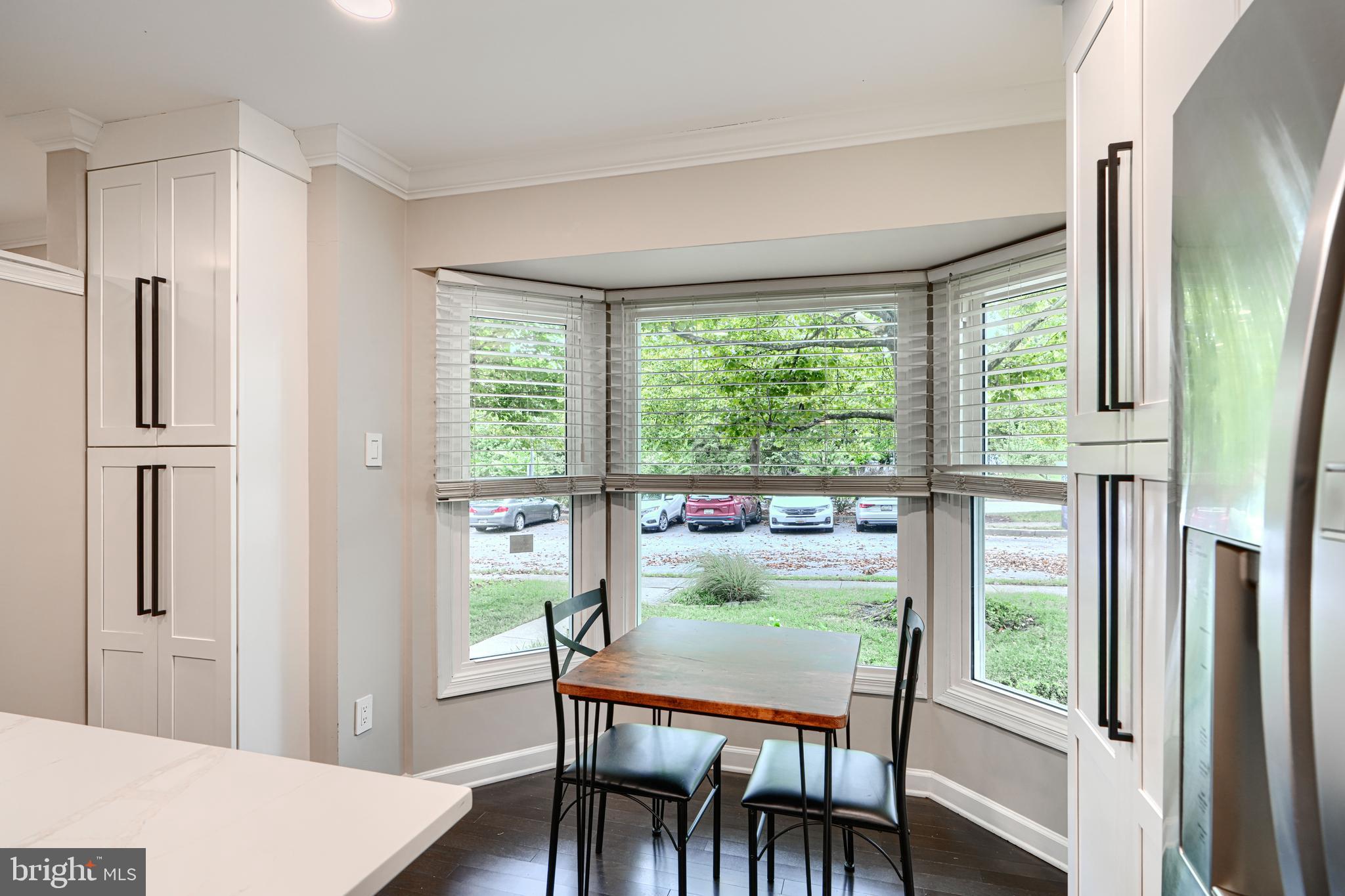 BROADVIEW - Residential