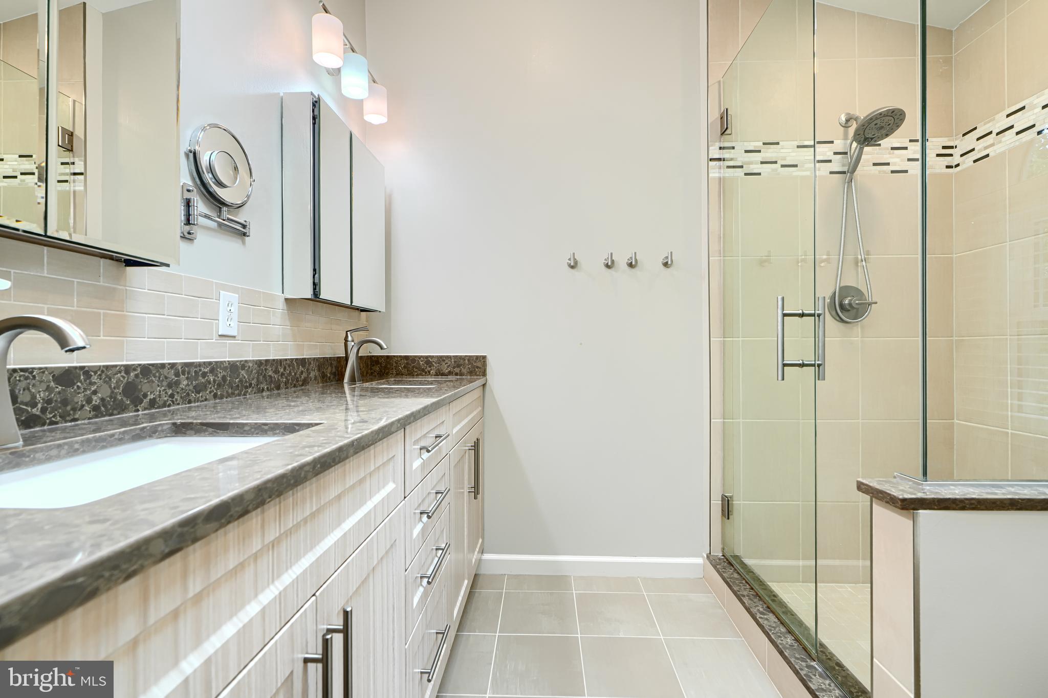 BROADVIEW - Residential