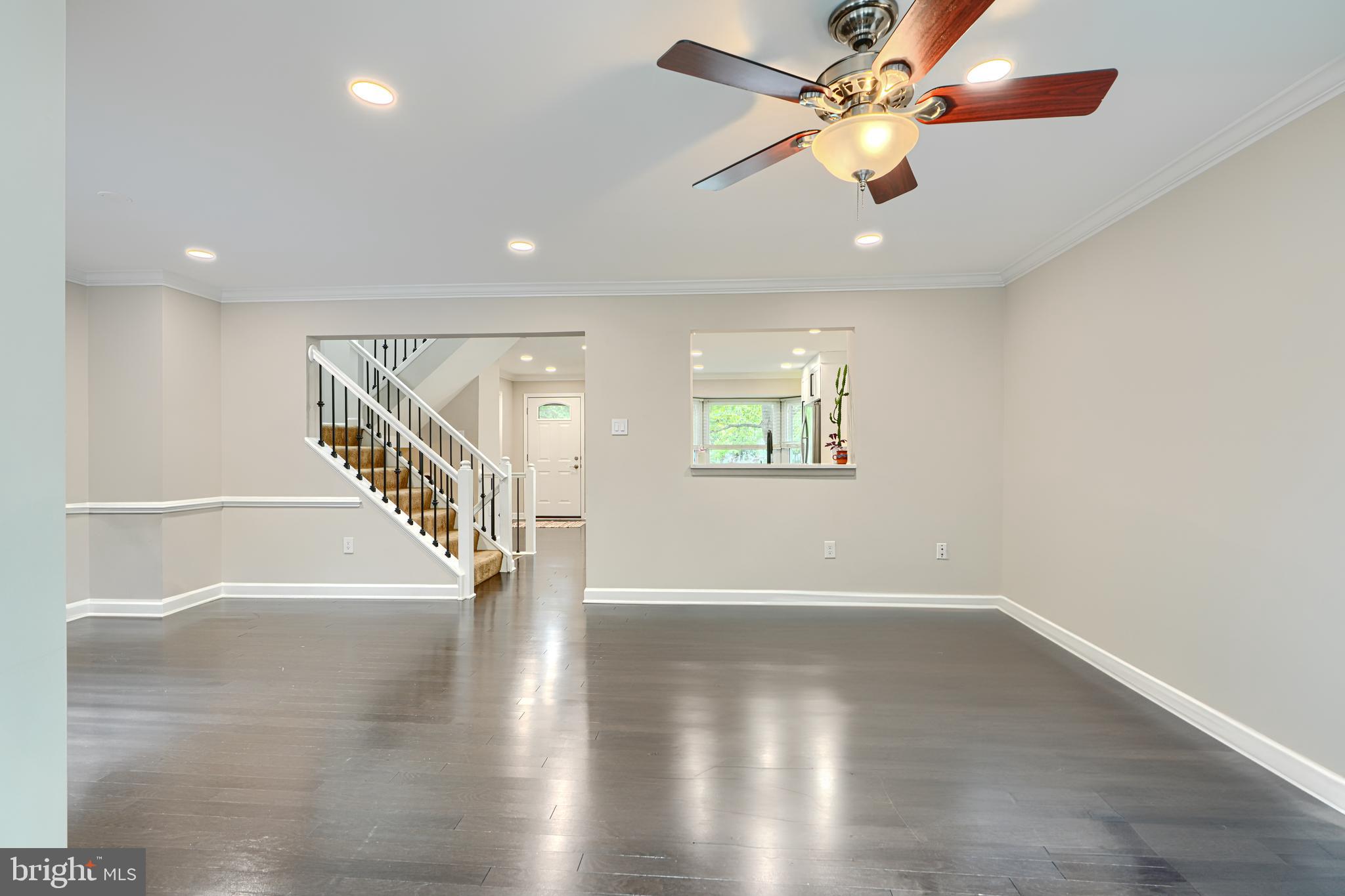 BROADVIEW - Residential