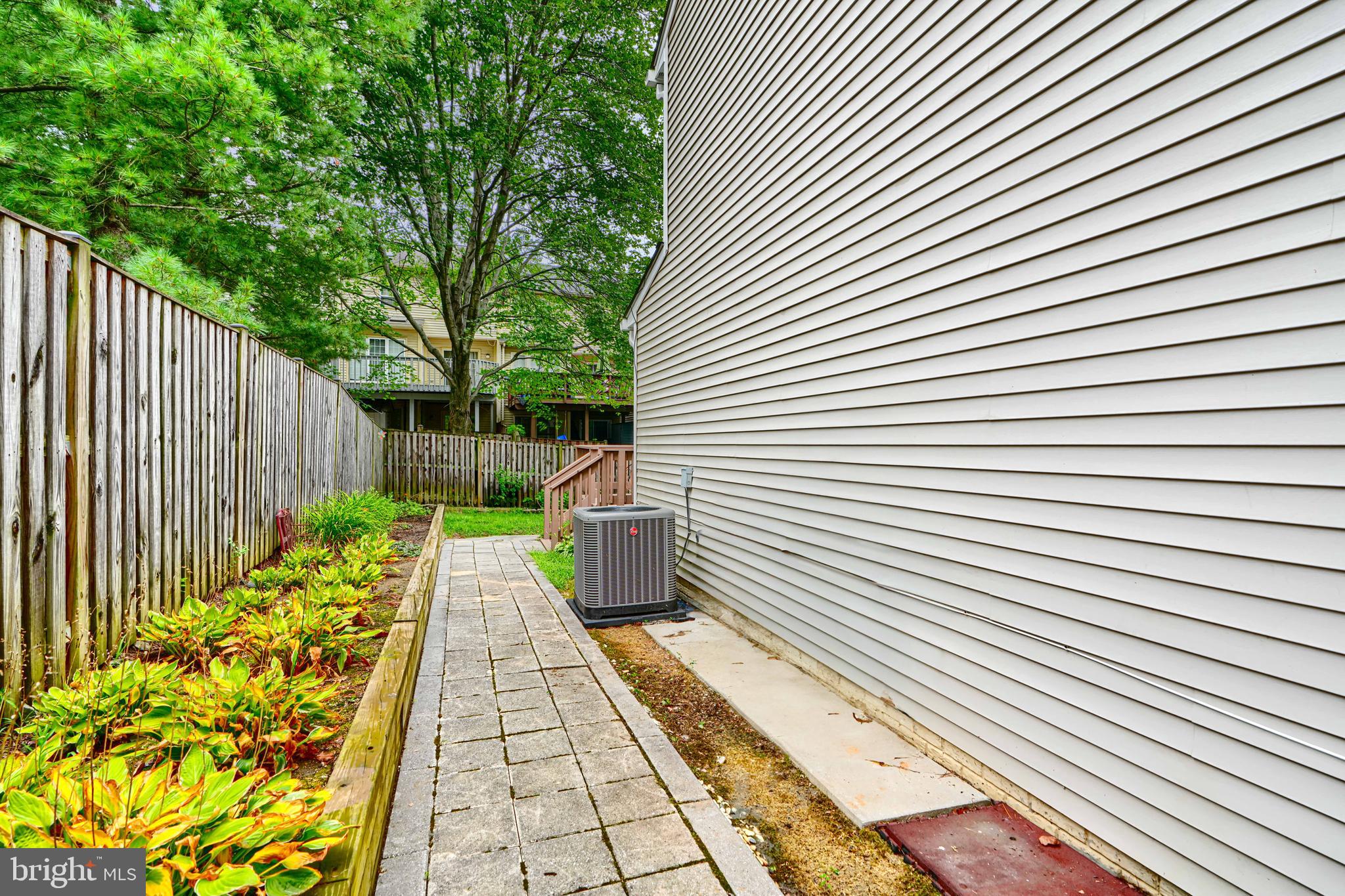 BROADVIEW - Residential