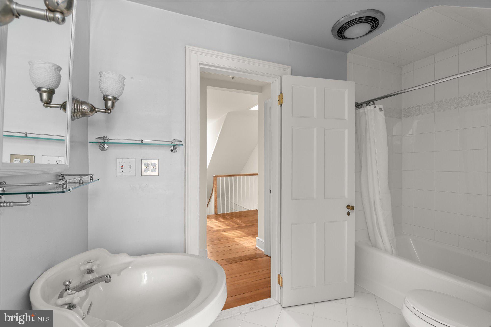GEORGETOWN - Residential