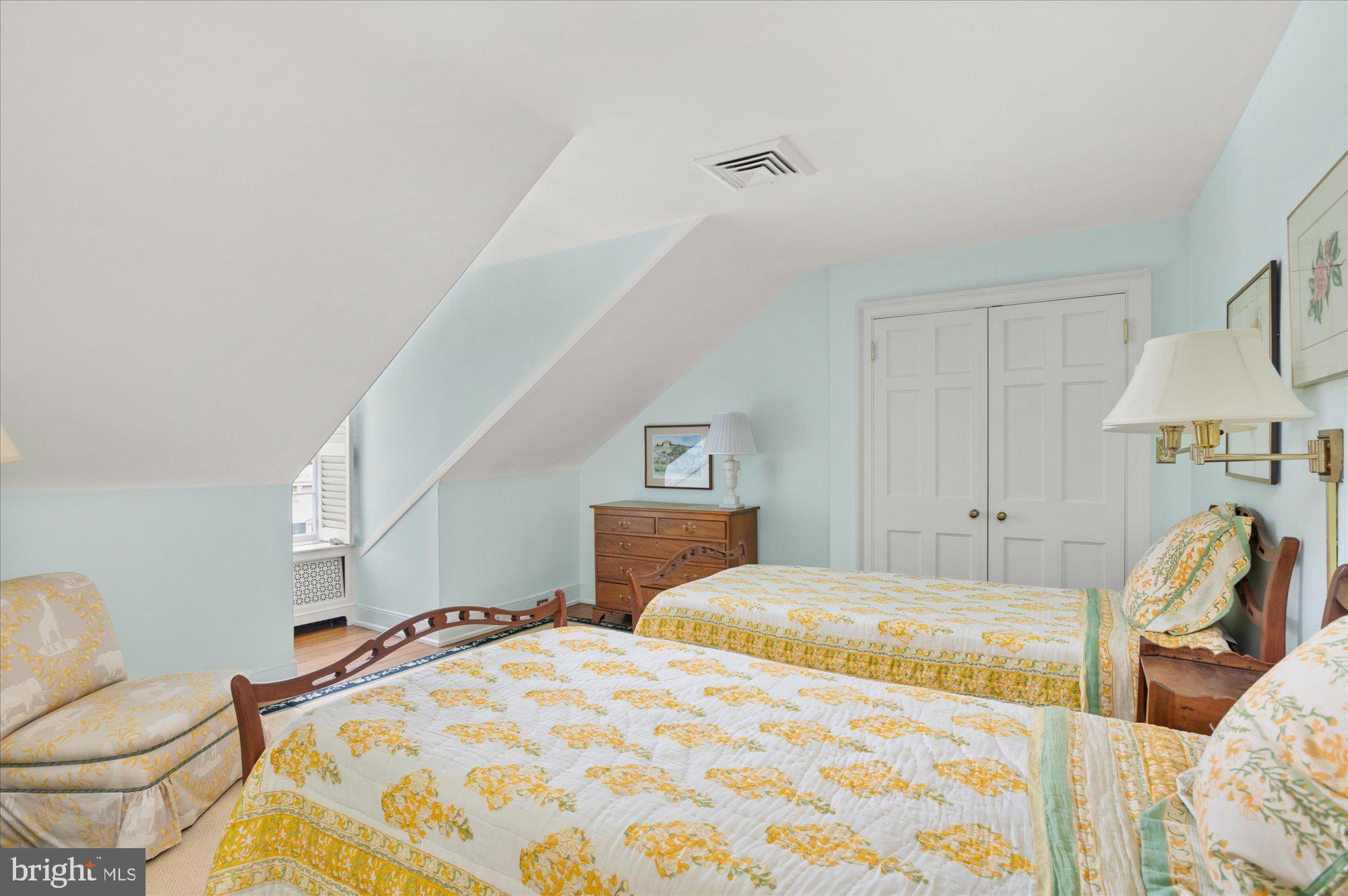 GEORGETOWN - Residential