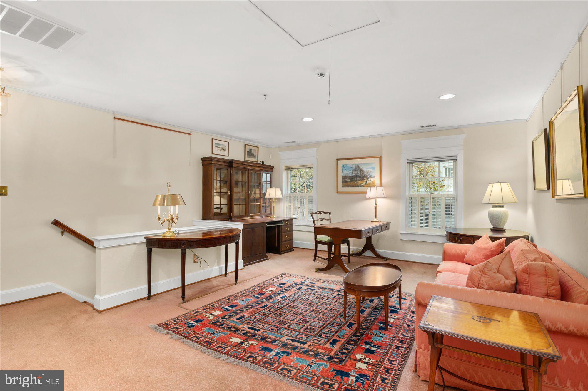 GEORGETOWN - Residential