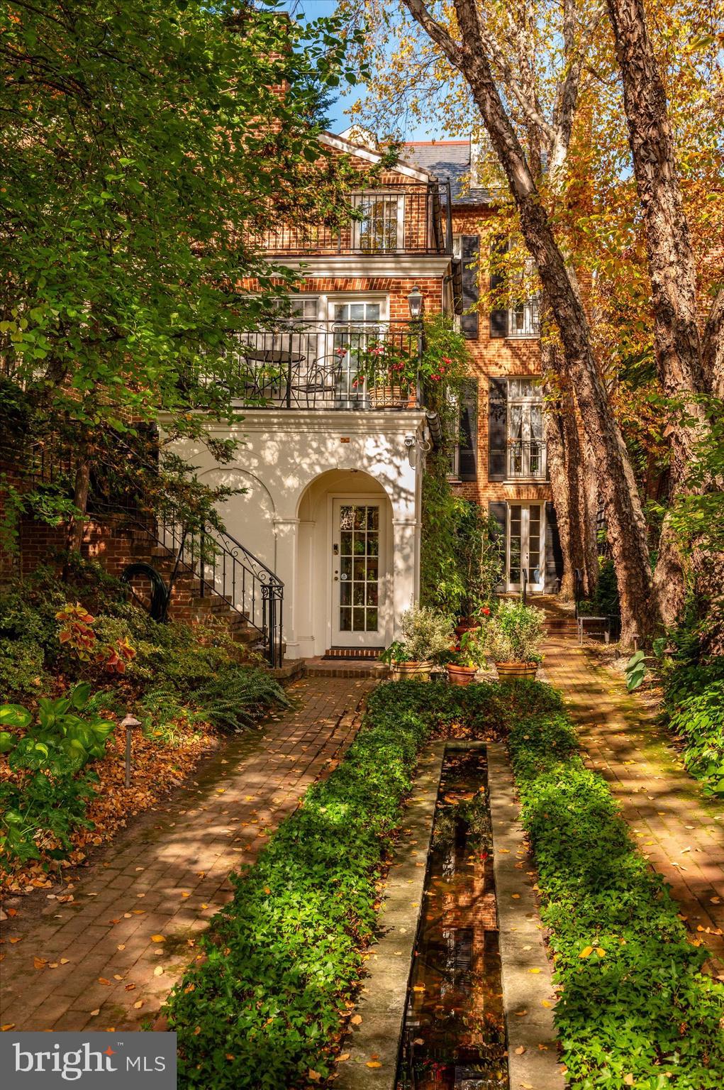 GEORGETOWN - Residential