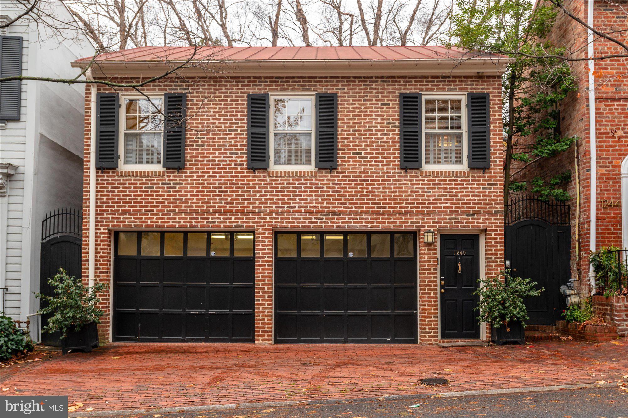 GEORGETOWN - Residential