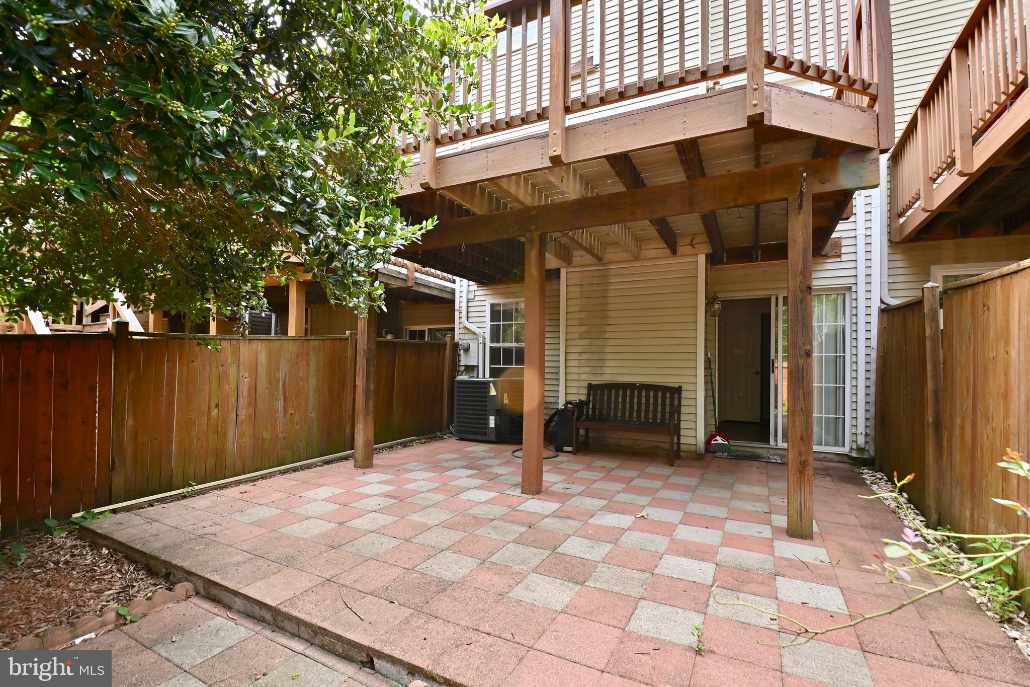 VILLAGE OF MOUNT AIR - Residential Lease