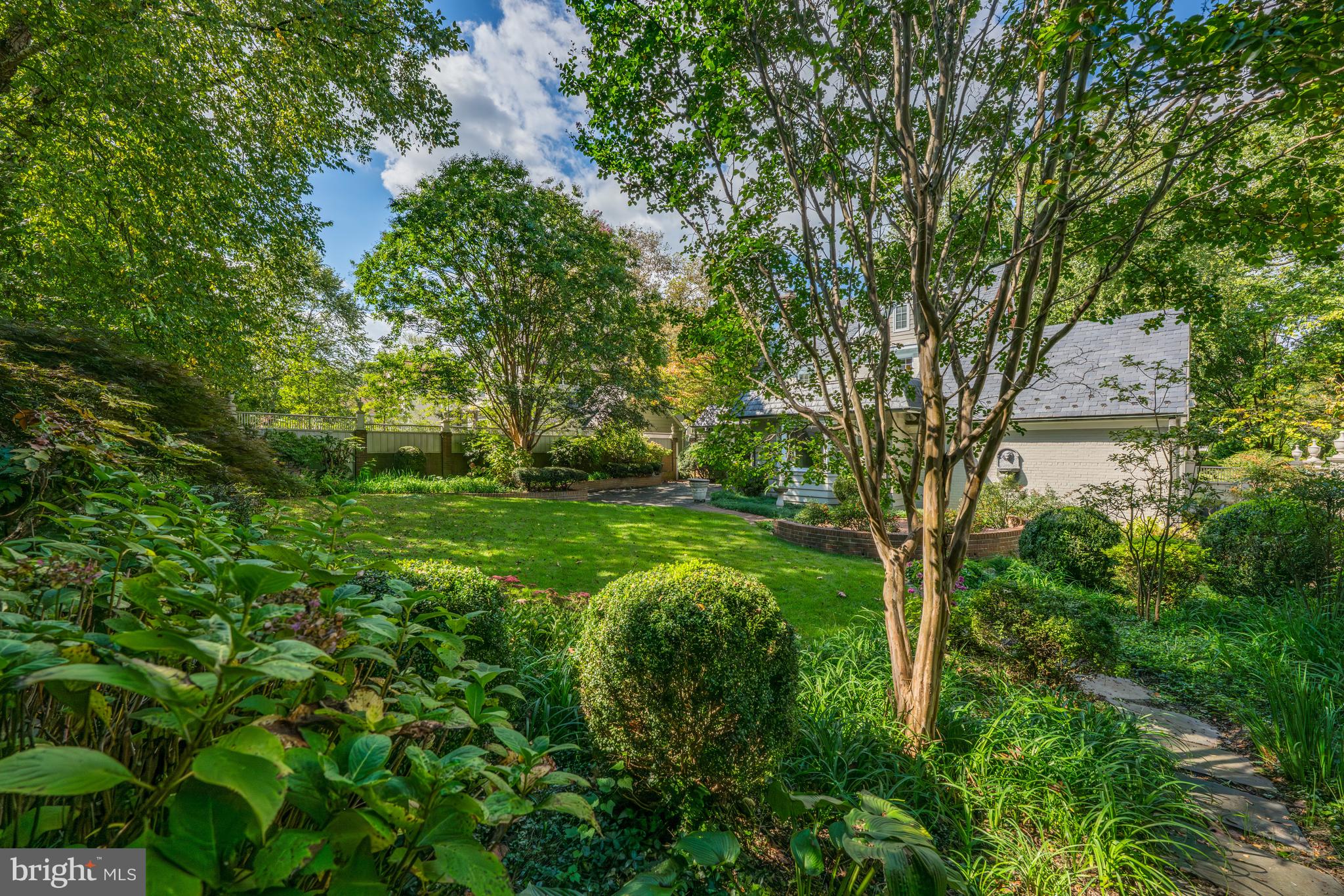 CHEVY CHASE VILLAGE - Residential