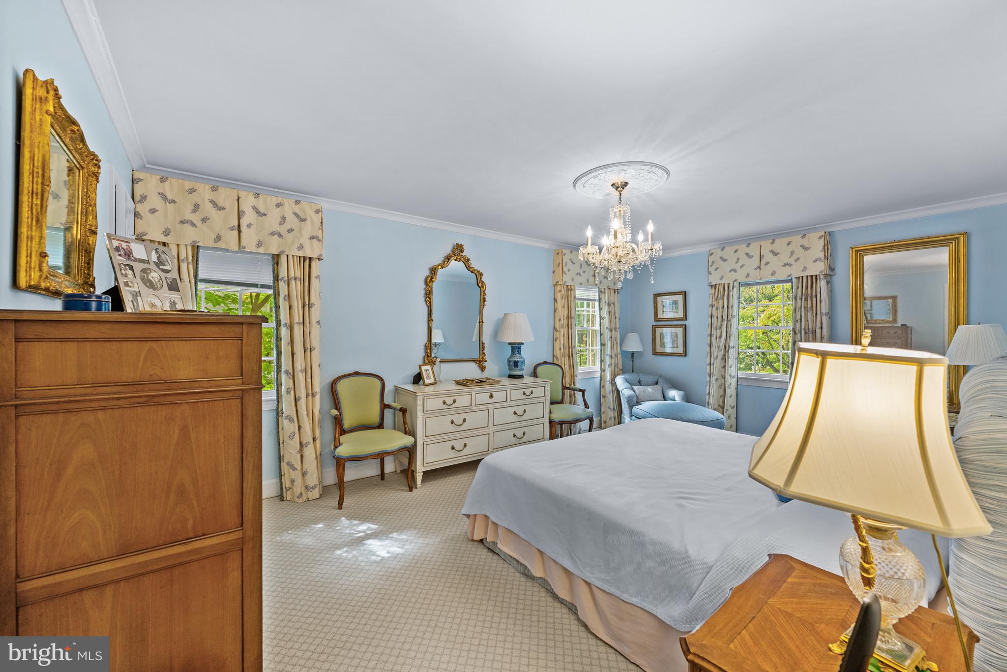 CHEVY CHASE VILLAGE - Residential