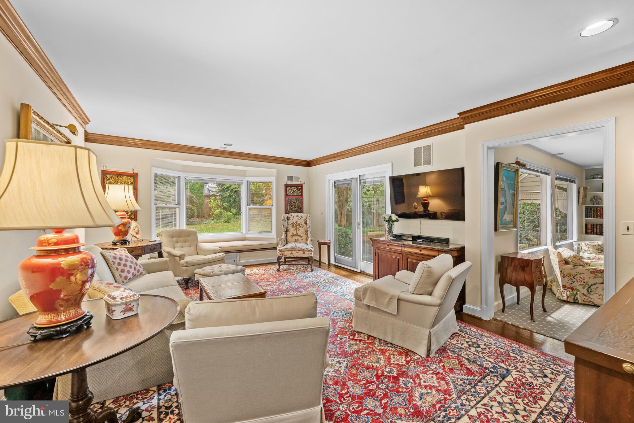 CHEVY CHASE VILLAGE - Residential