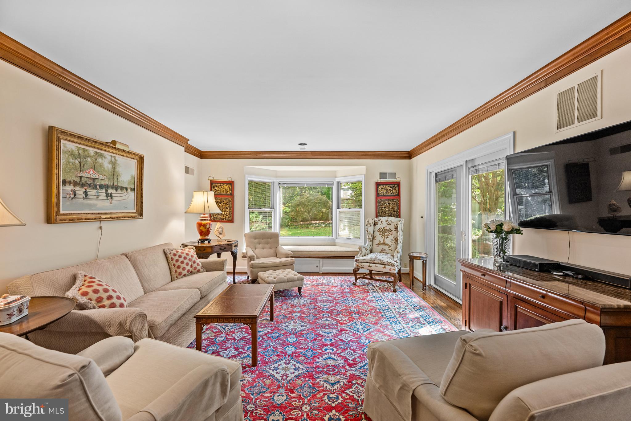 CHEVY CHASE VILLAGE - Residential