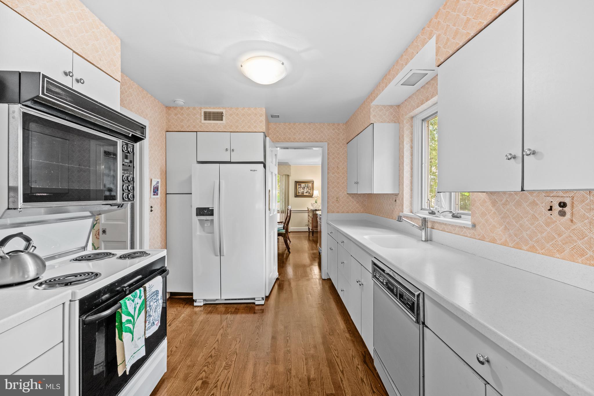 CHEVY CHASE VILLAGE - Residential