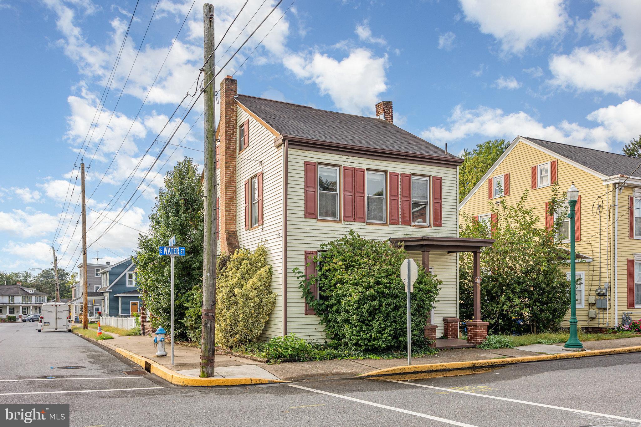 MIDDLETOWN - Residential