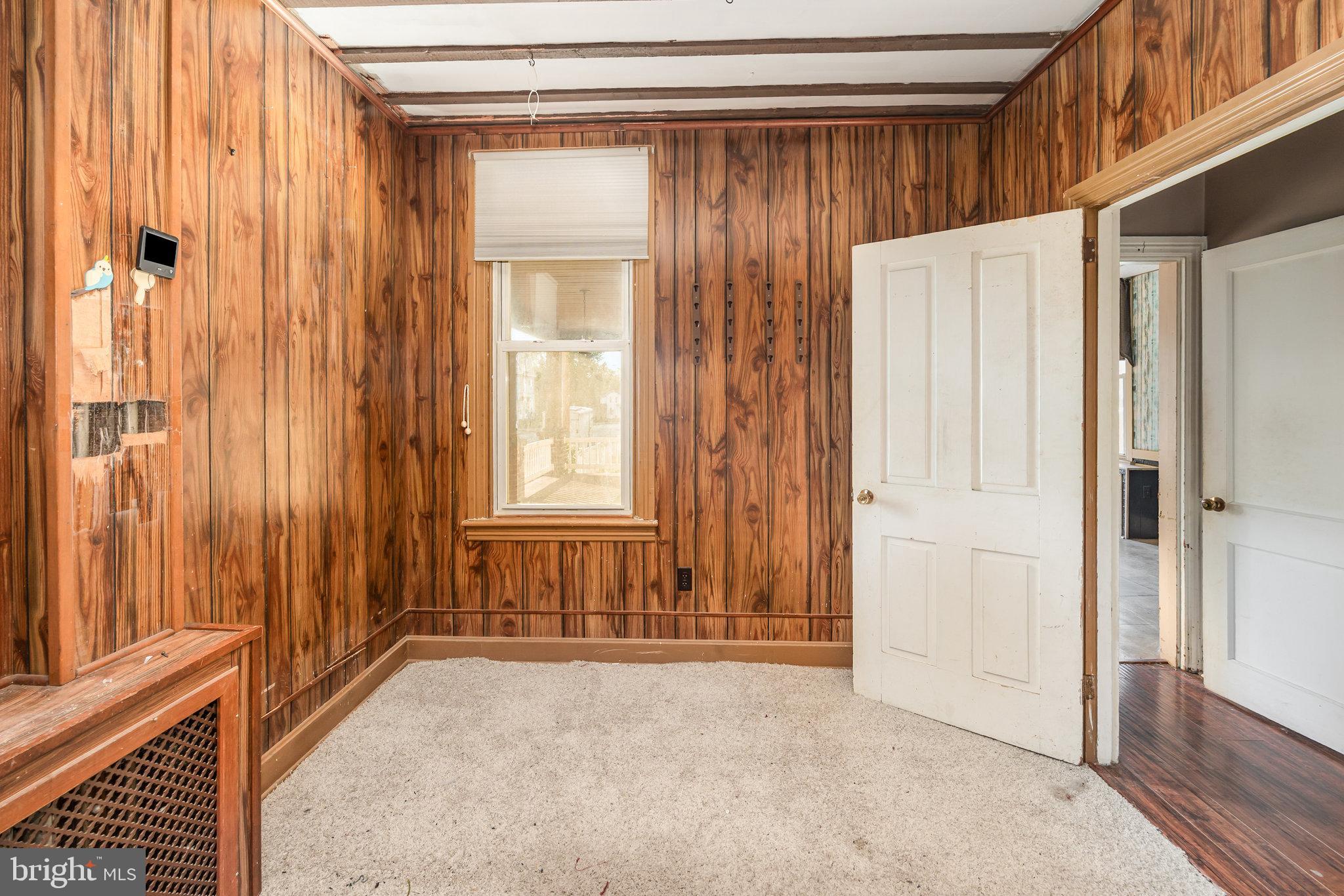 MIDDLETOWN - Residential