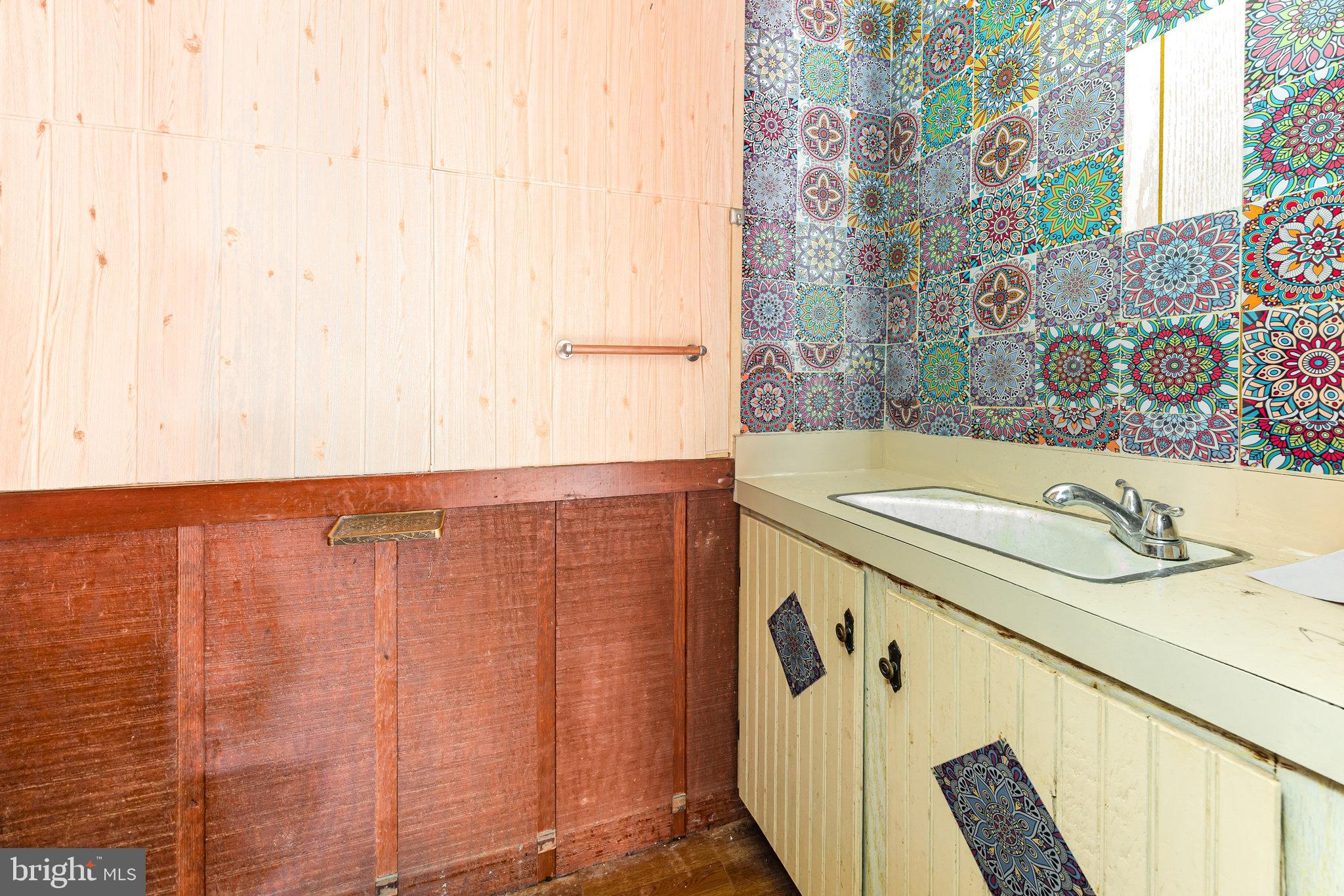 MIDDLETOWN - Residential