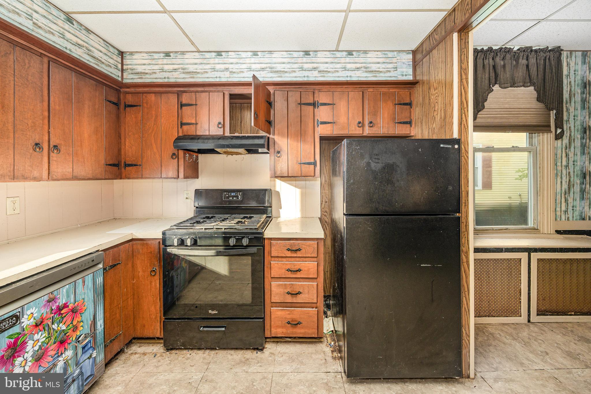 MIDDLETOWN - Residential