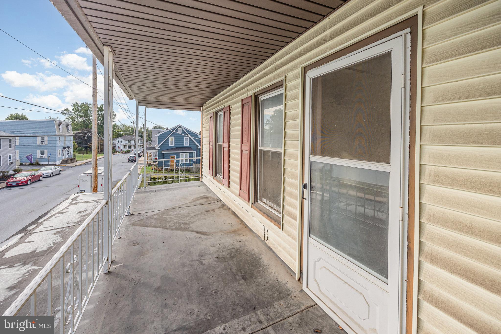 MIDDLETOWN - Residential