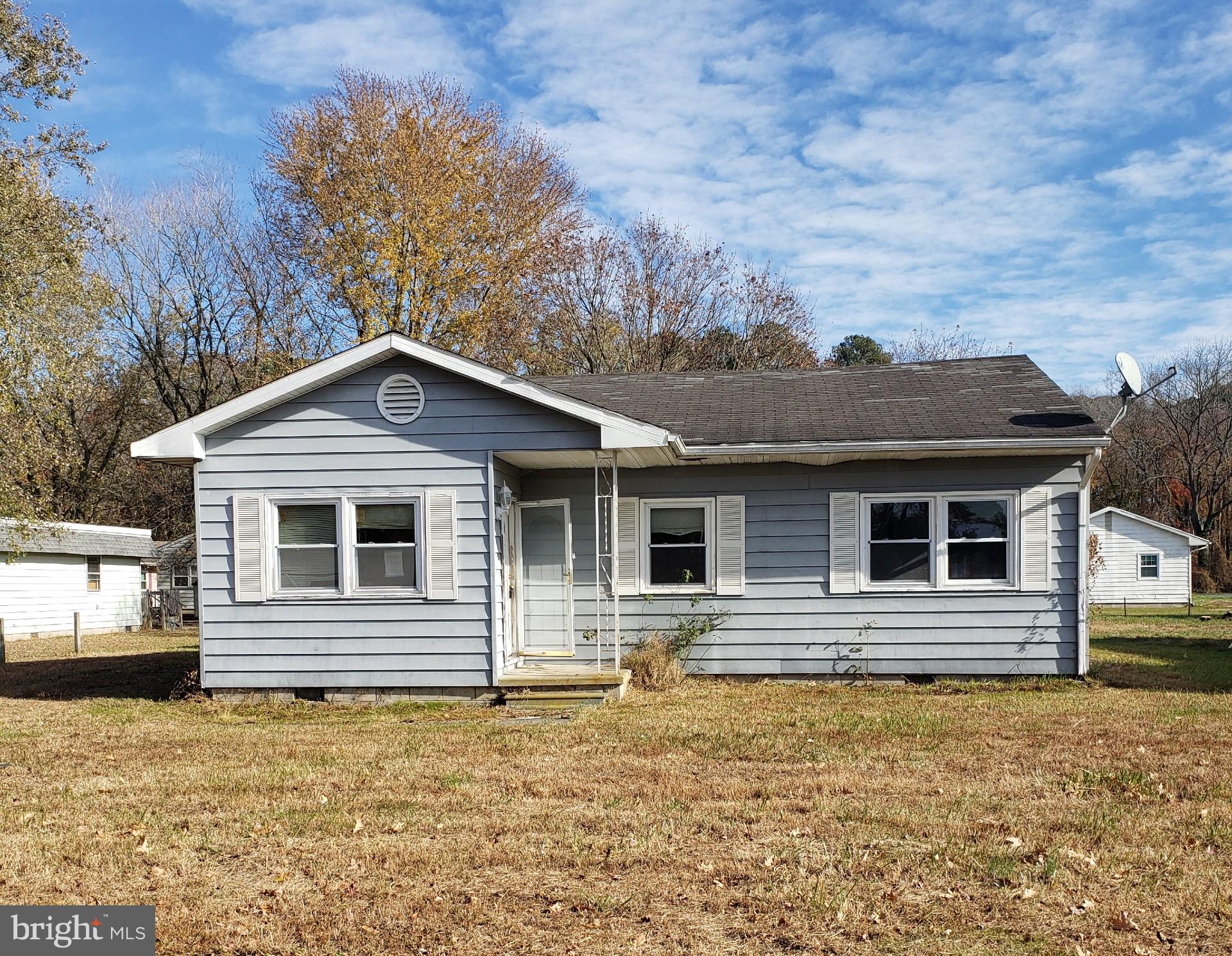 Wonderful opportunity to own or invest in this cozy home in the neighborhood of Manokin Glen in the Somerset County in Maryland. Enjoy the large living room that leads to the kitchen with wide windows, separate dining area and spacious bedrooms with built-in closets. The large yard has space for parking and great for outdoor fun. Great location - conveniently close to University of Maryland (Eastern Shore), local stores. restaurants, park and major commuter routes.