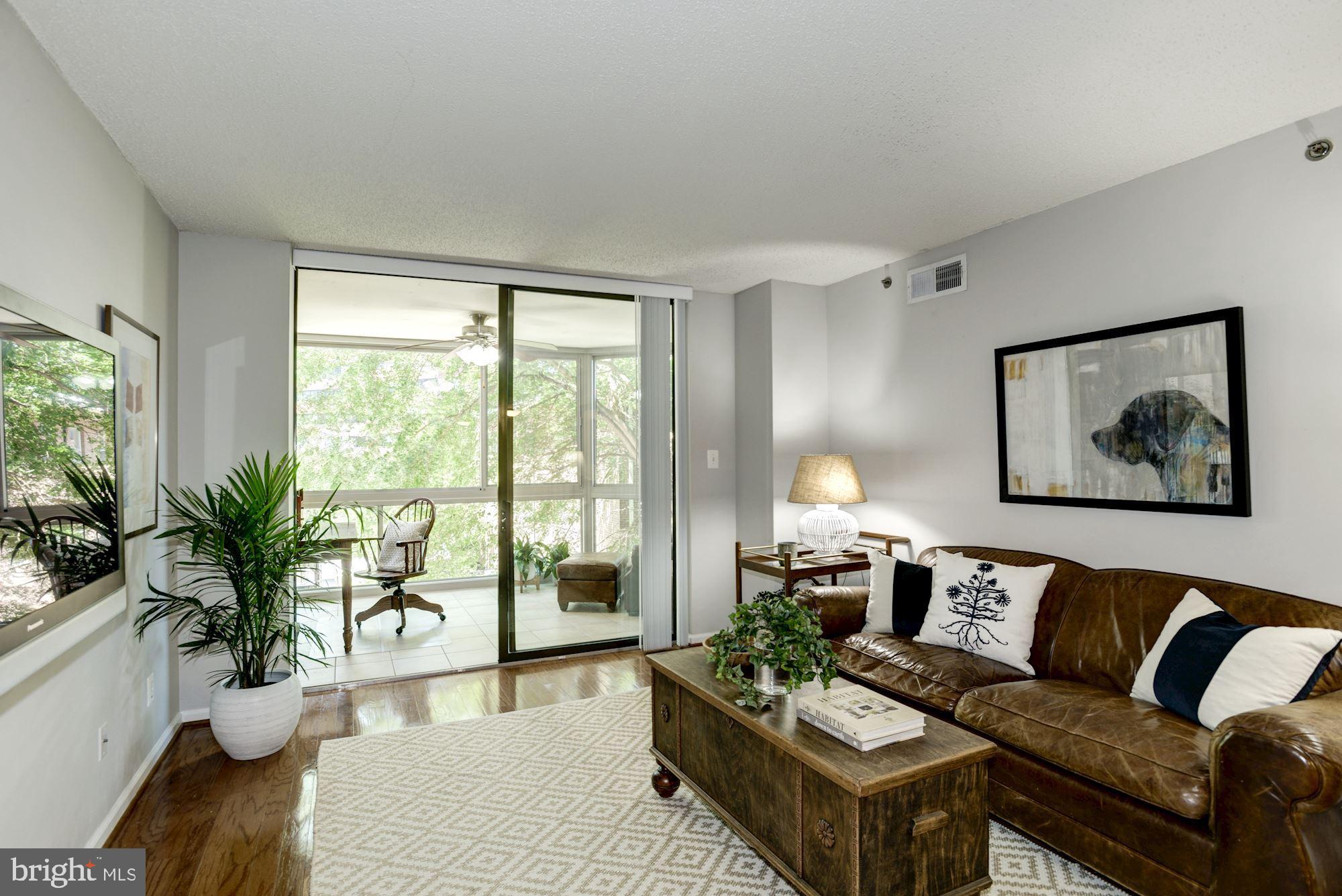 WESTVIEW AT BALLSTON METRO - Residential