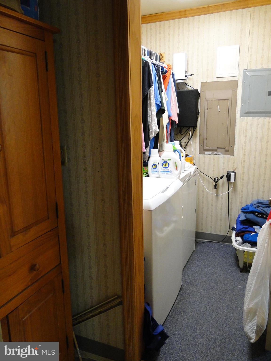 CEDAR GROVE ESTS - Residential