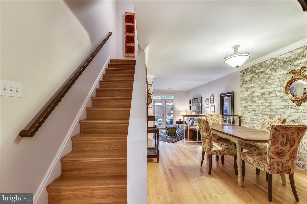 CANAL WAY - Residential Lease