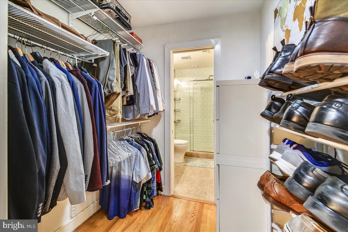 CANAL WAY - Residential Lease