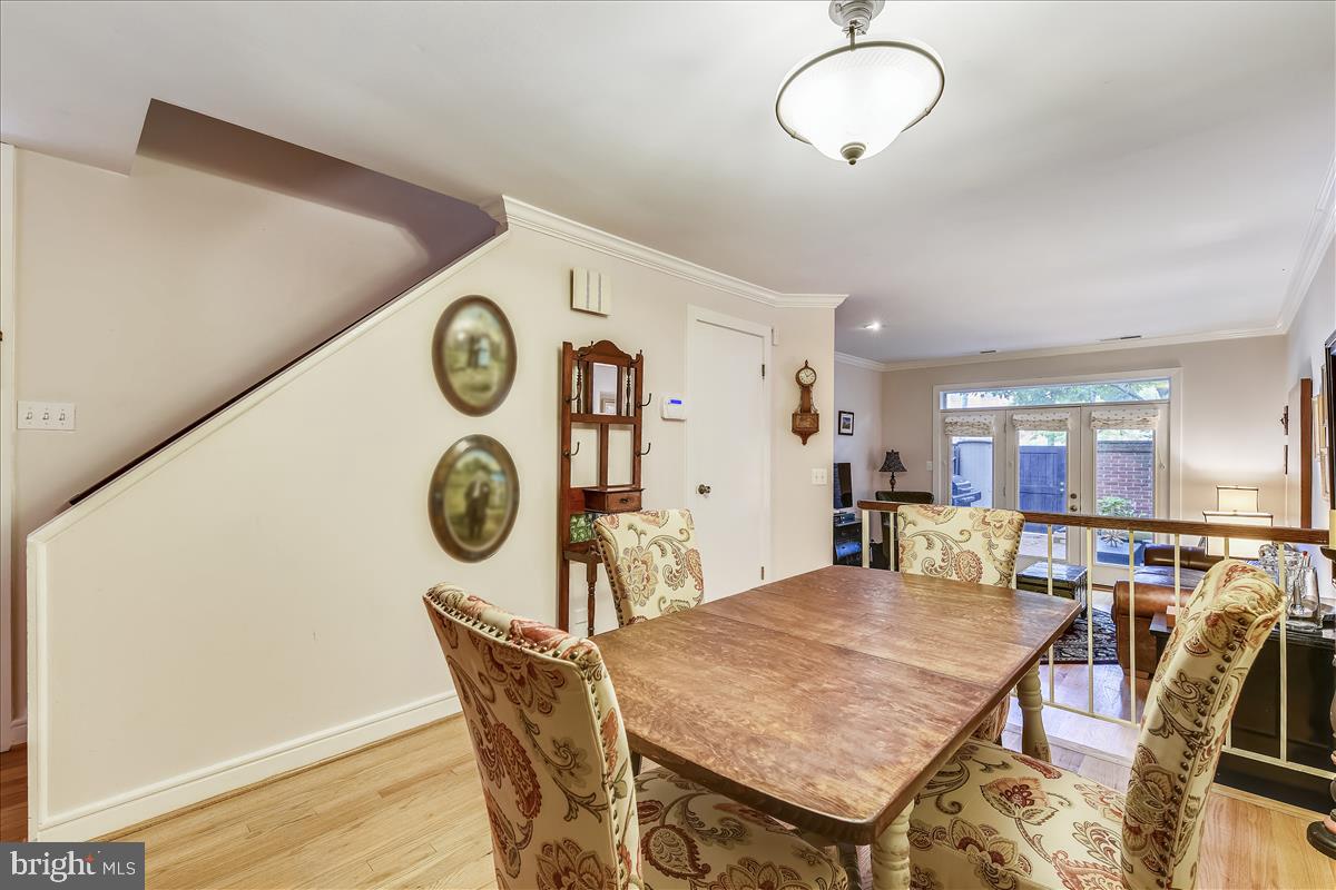 CANAL WAY - Residential Lease