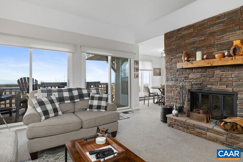 WINTERGREEN RESORT - Residential