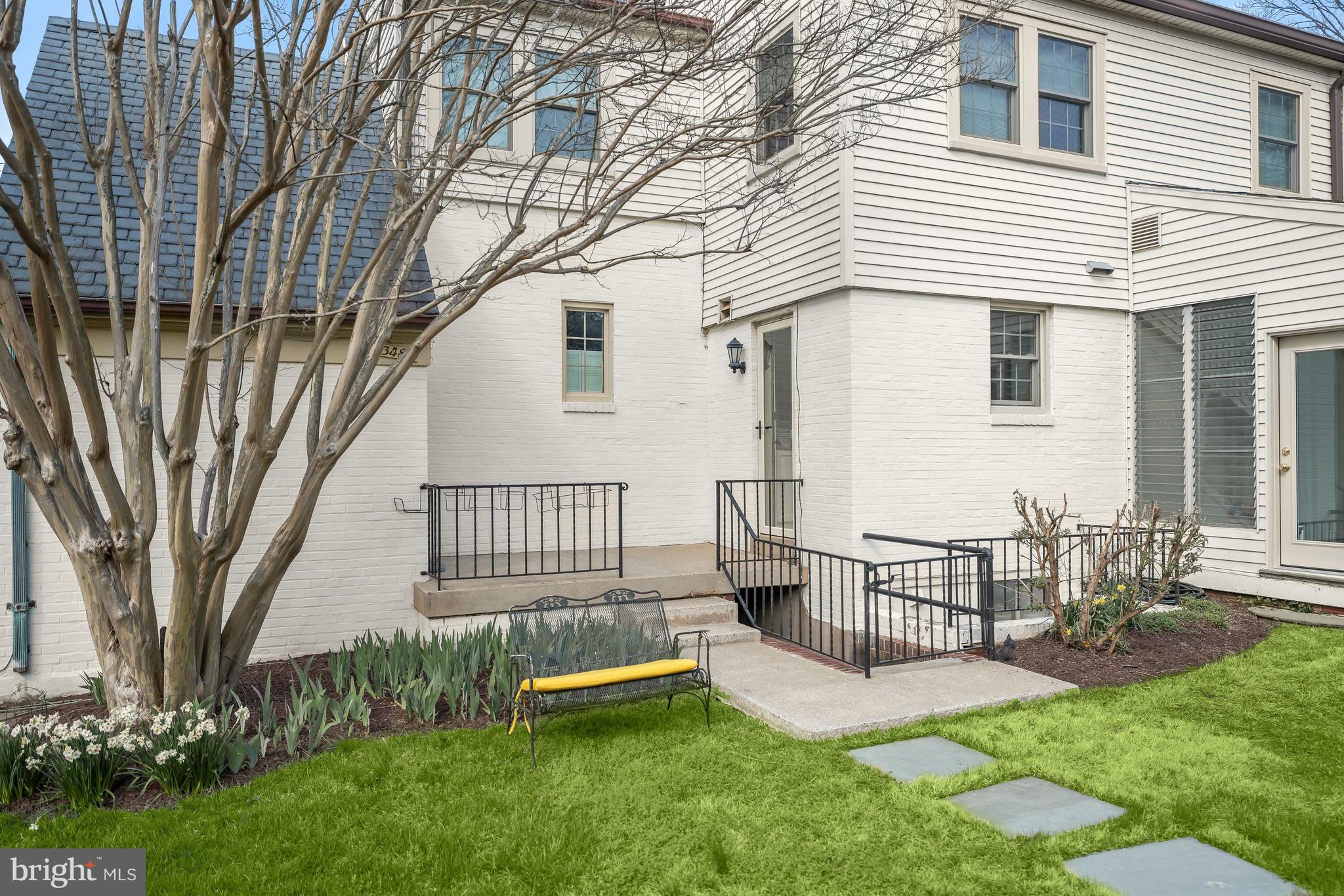 4348 WARREN STREET NW