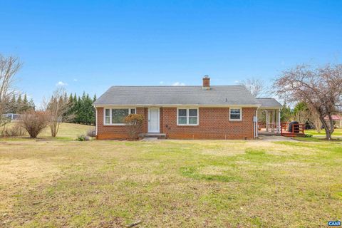 Homes For Sale - 4112 Dickerson Rd Rd<br/> Albemarle County, CHARLOTTESVILLE, VA 22911