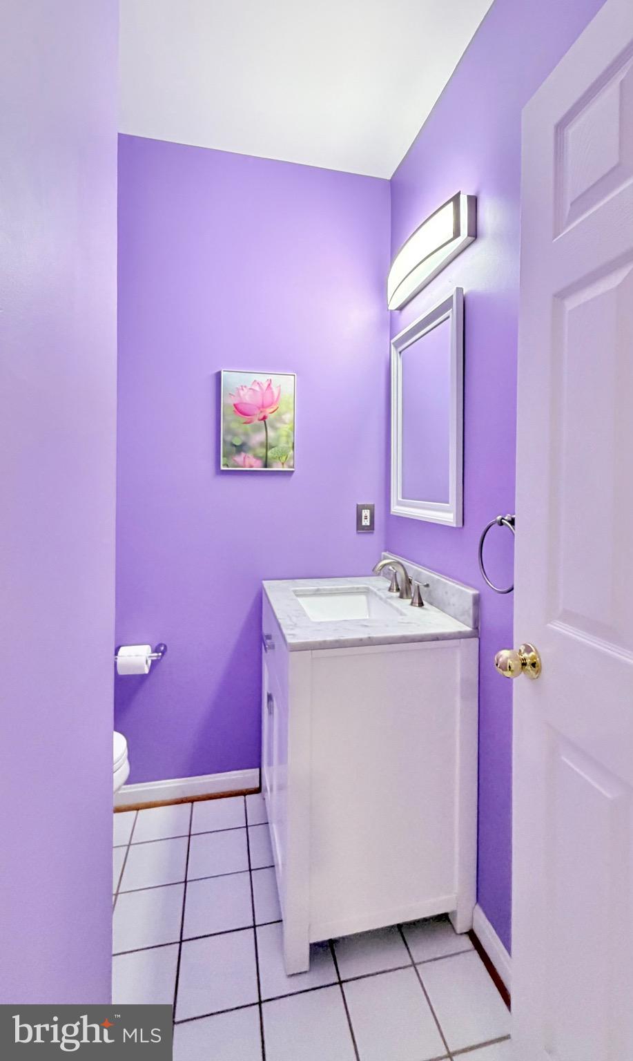 WHITLEY PARK CONDOMINIUM - Residential