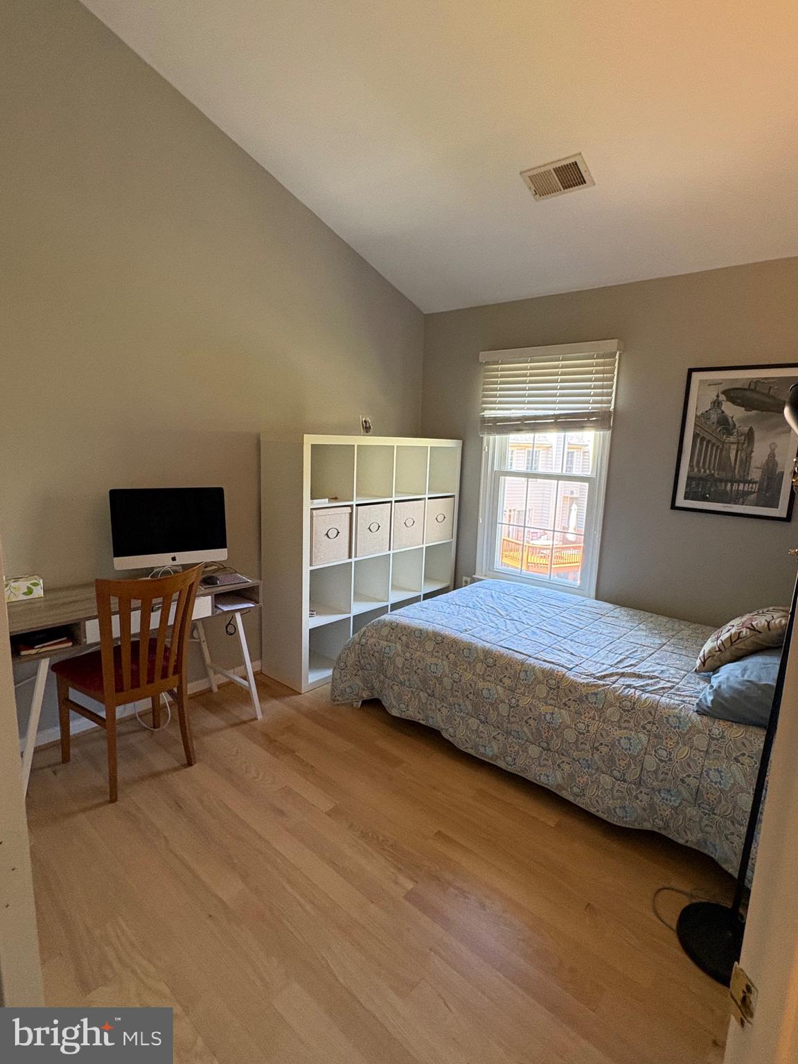 WHITLEY PARK CONDOMINIUM - Residential