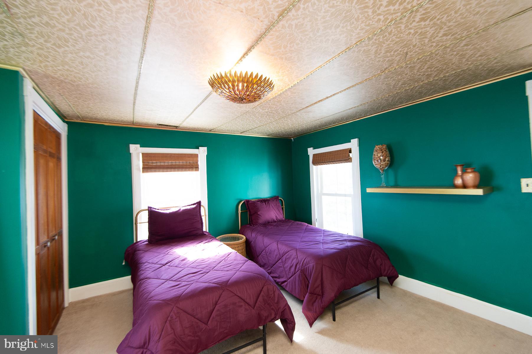 WEST END - Residential