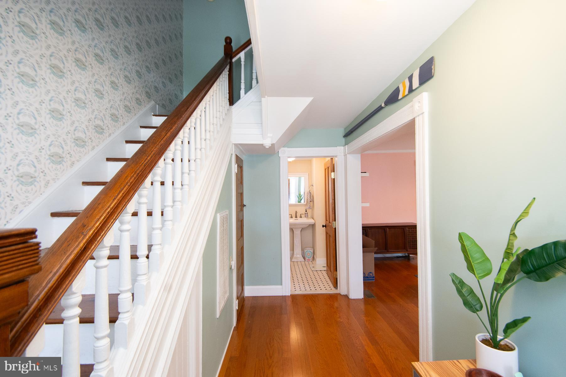 WEST END - Residential