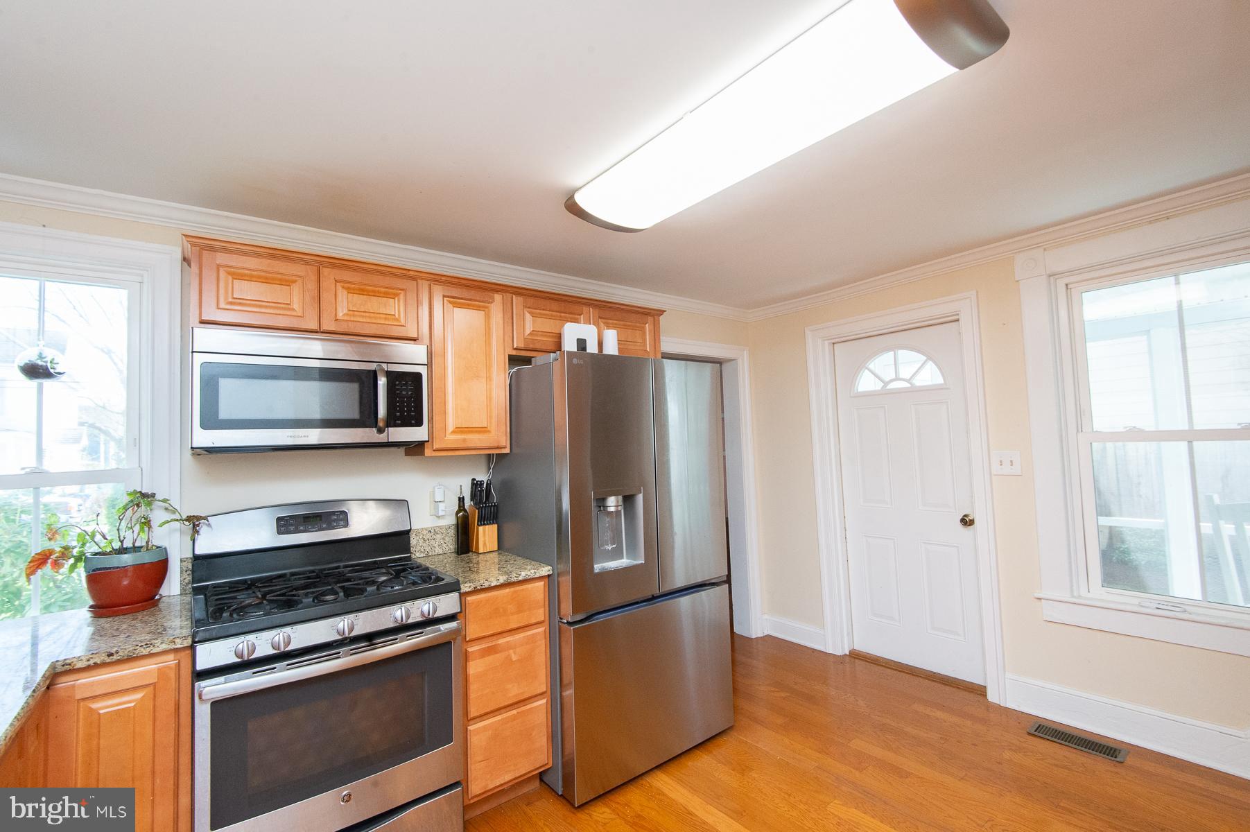 WEST END - Residential