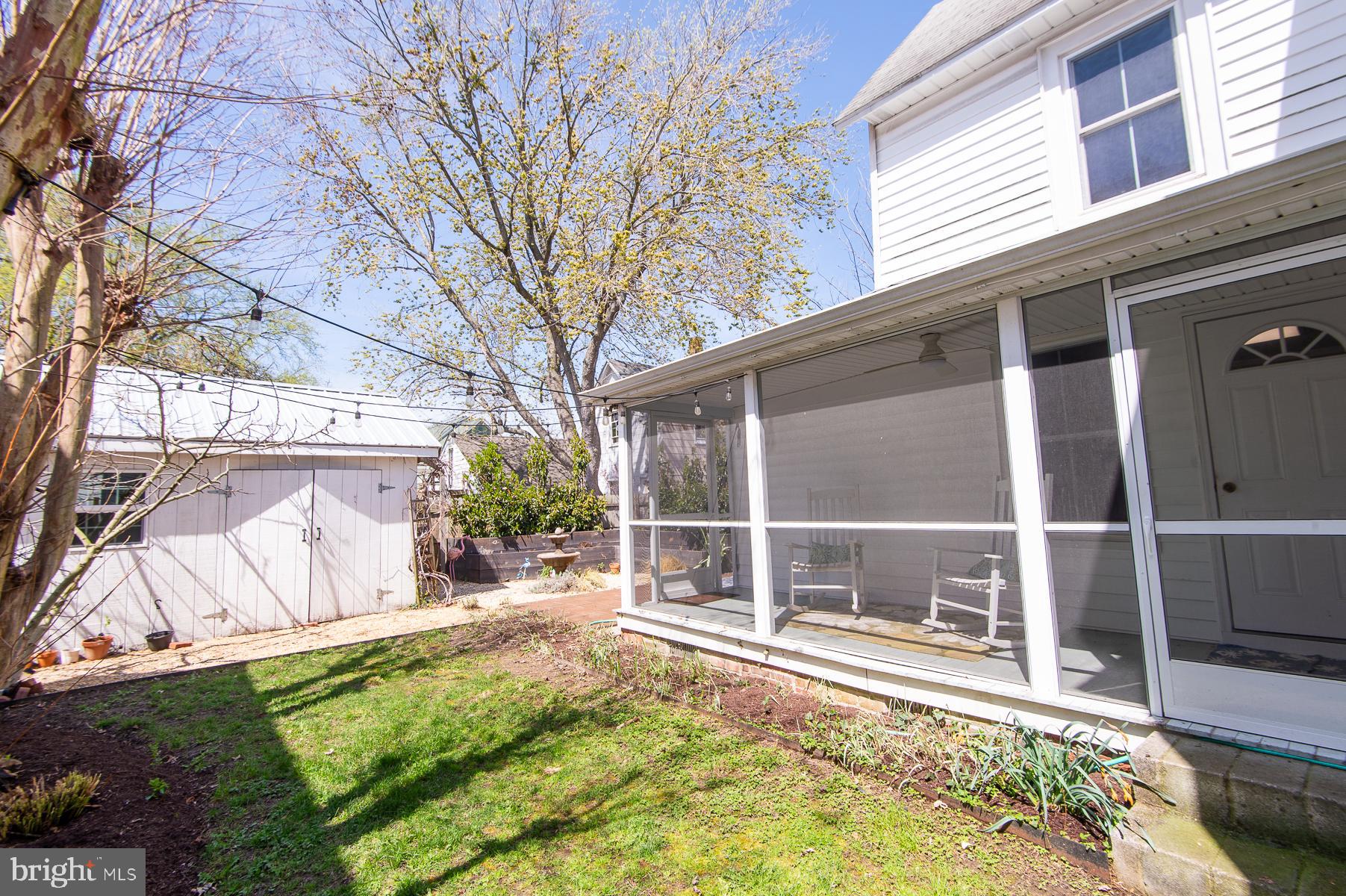 WEST END - Residential