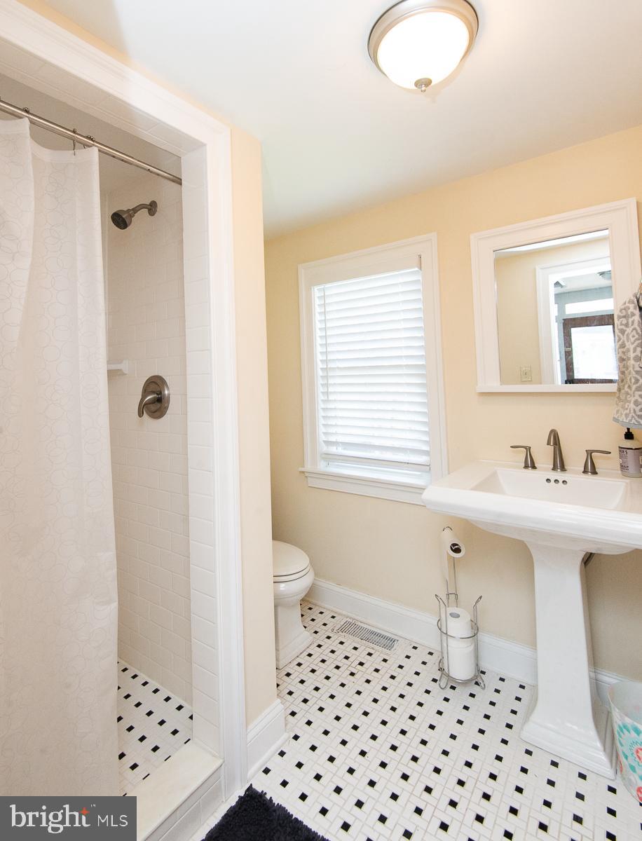 WEST END - Residential