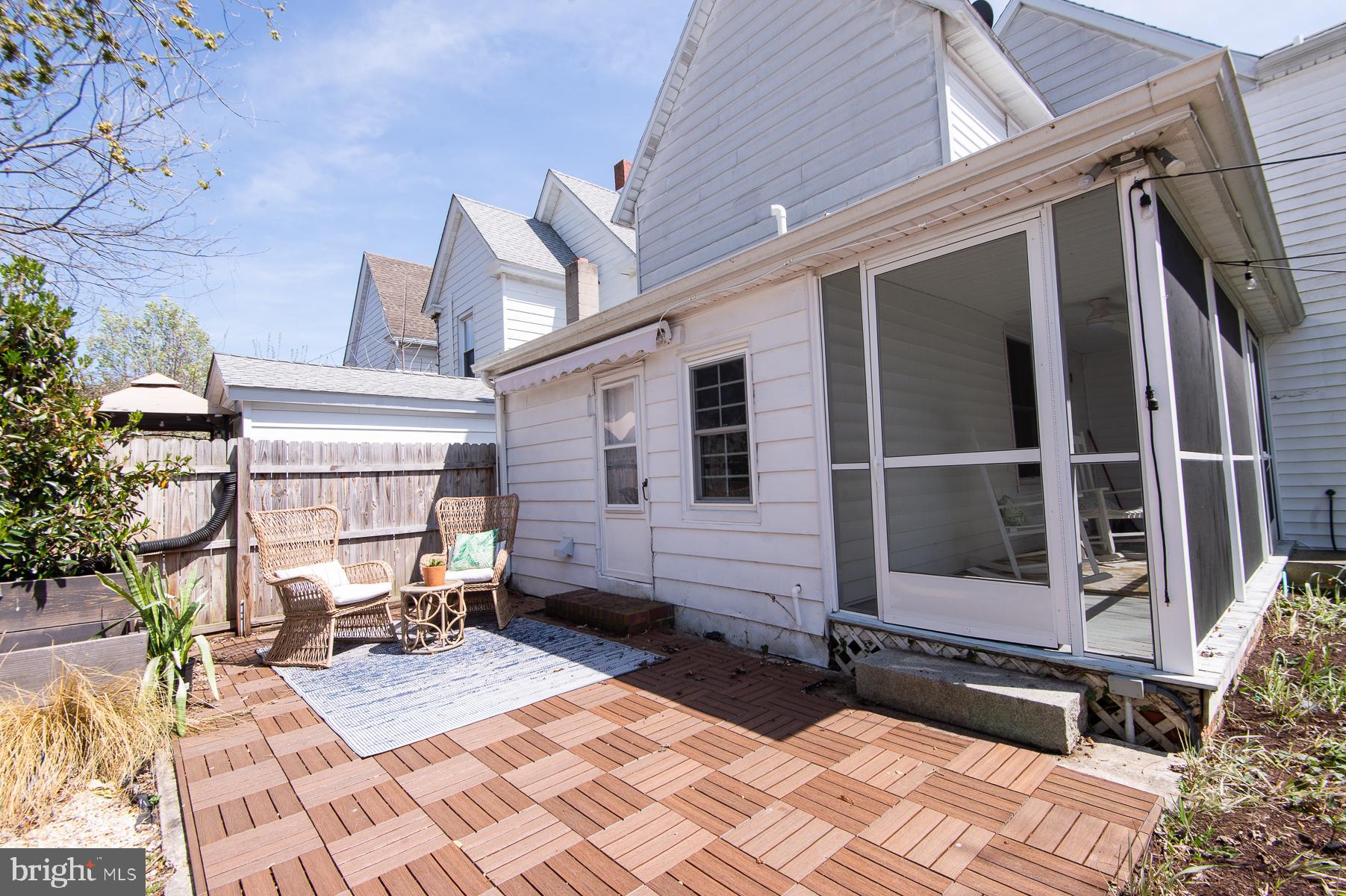 WEST END - Residential