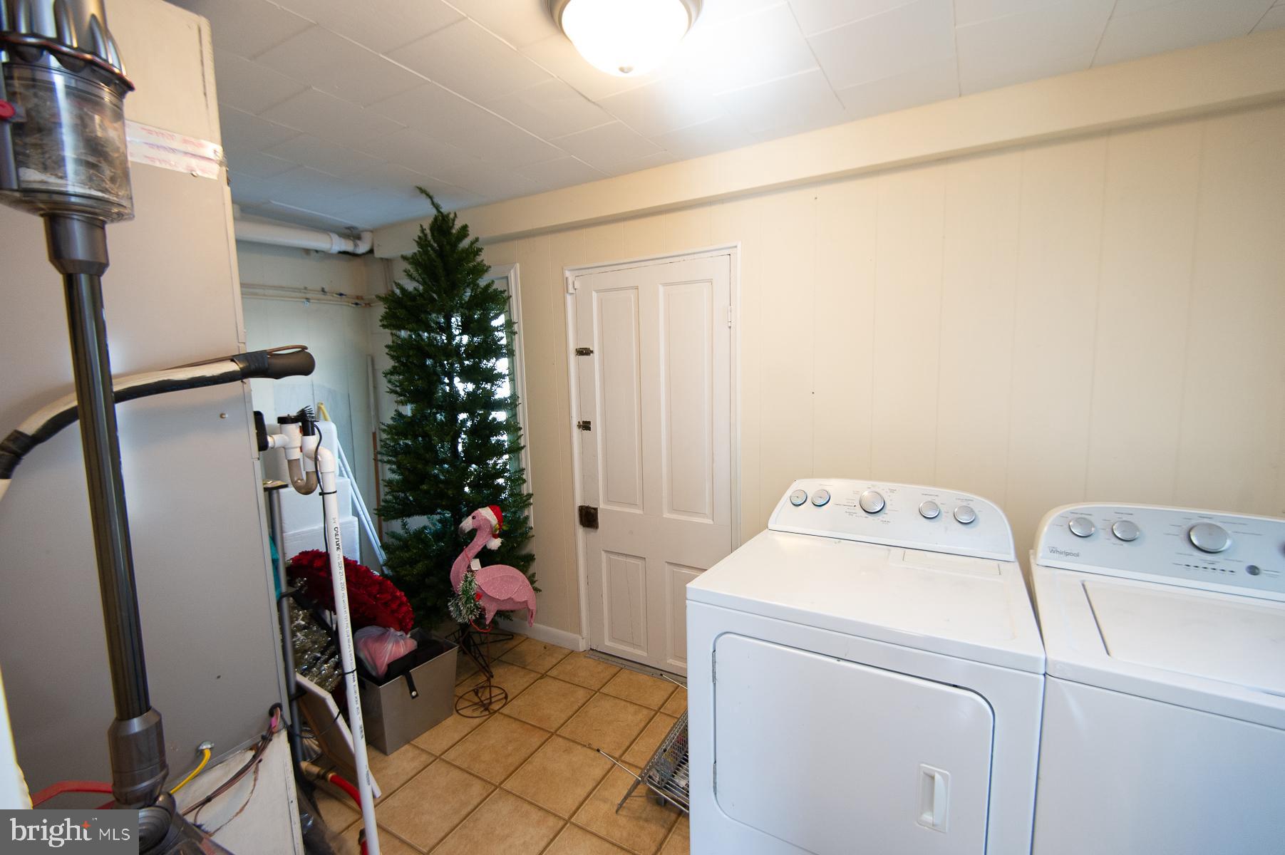 WEST END - Residential