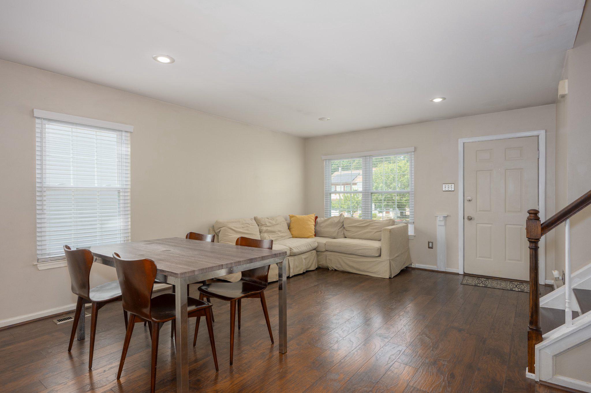 11 SILVER HILL COURT