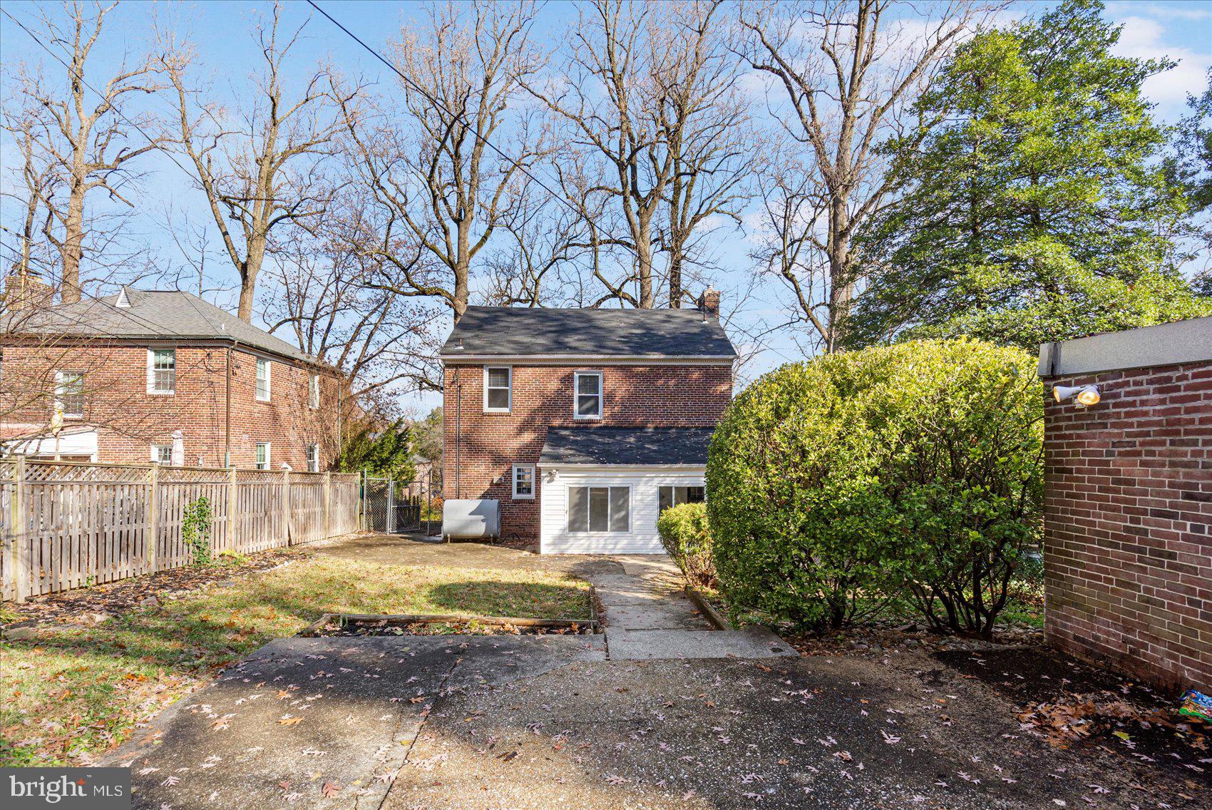 BELVEDERE SQUARE - Residential